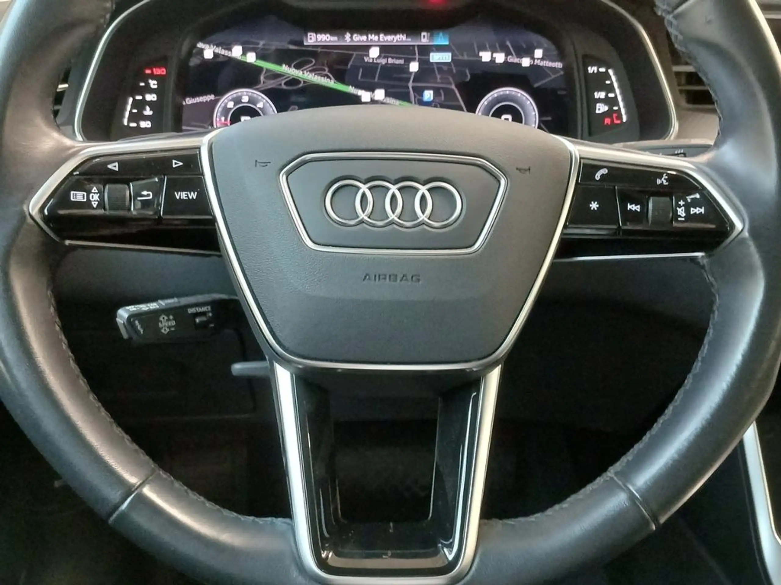 Audi - A6