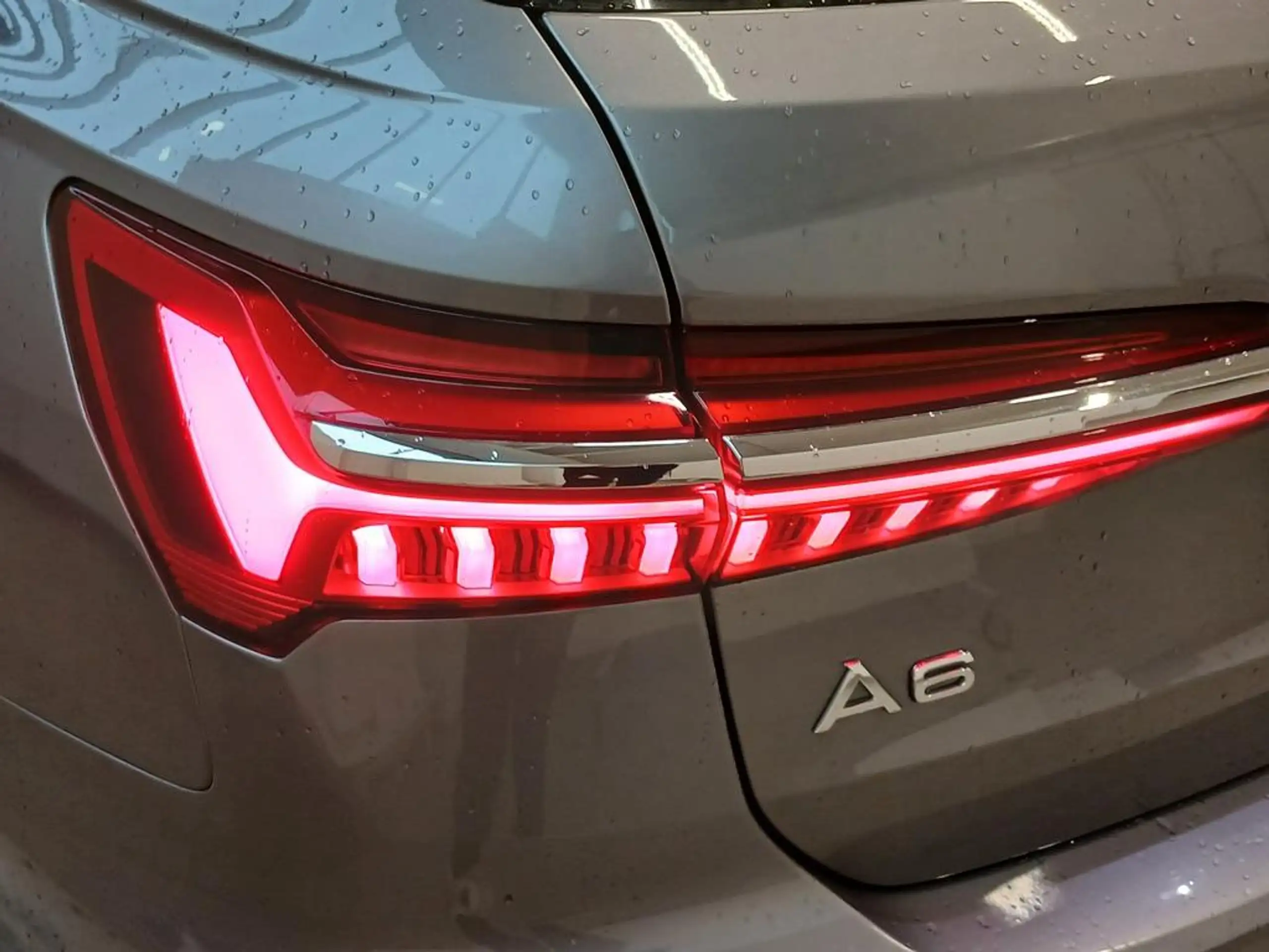 Audi - A6