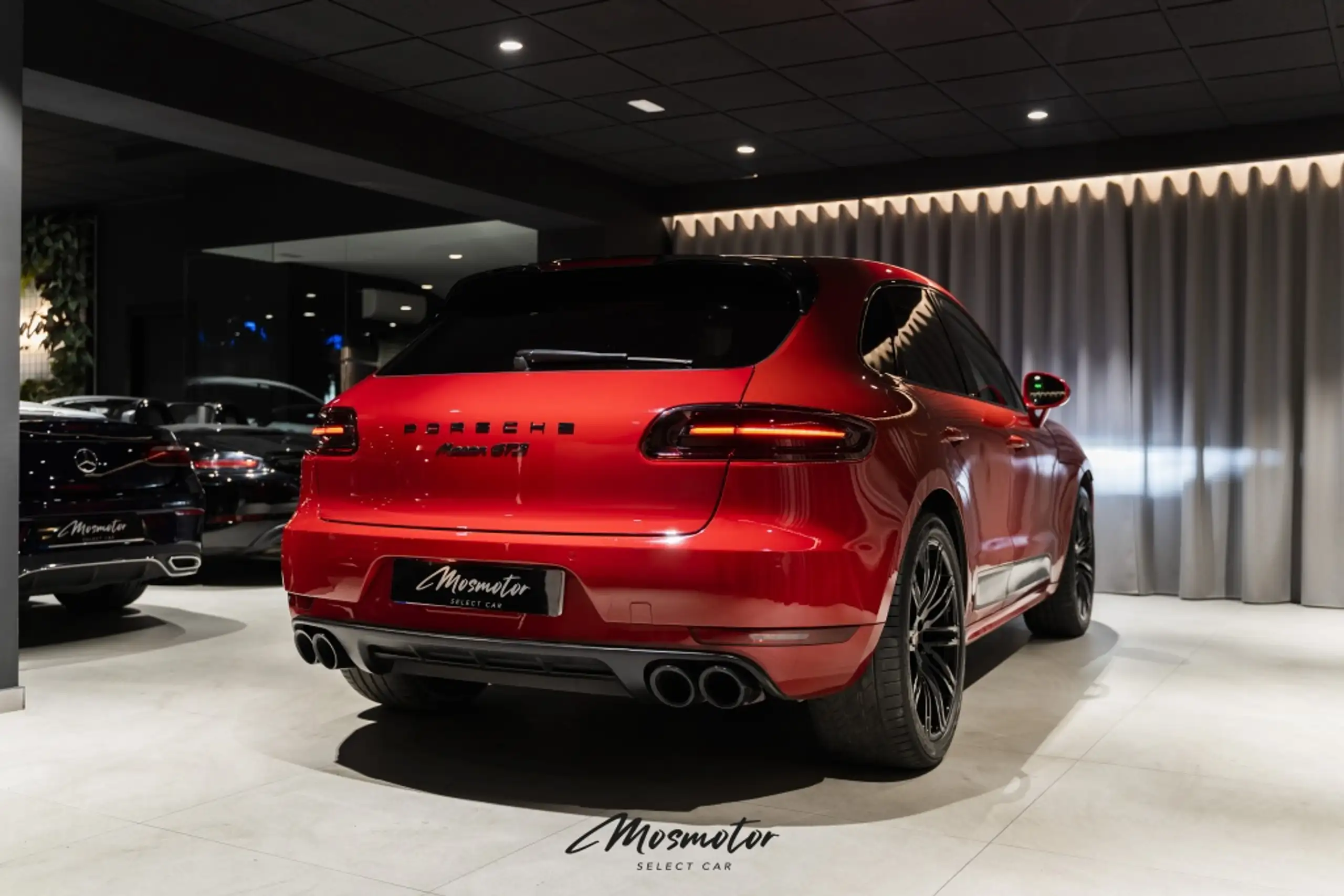 Porsche - Macan