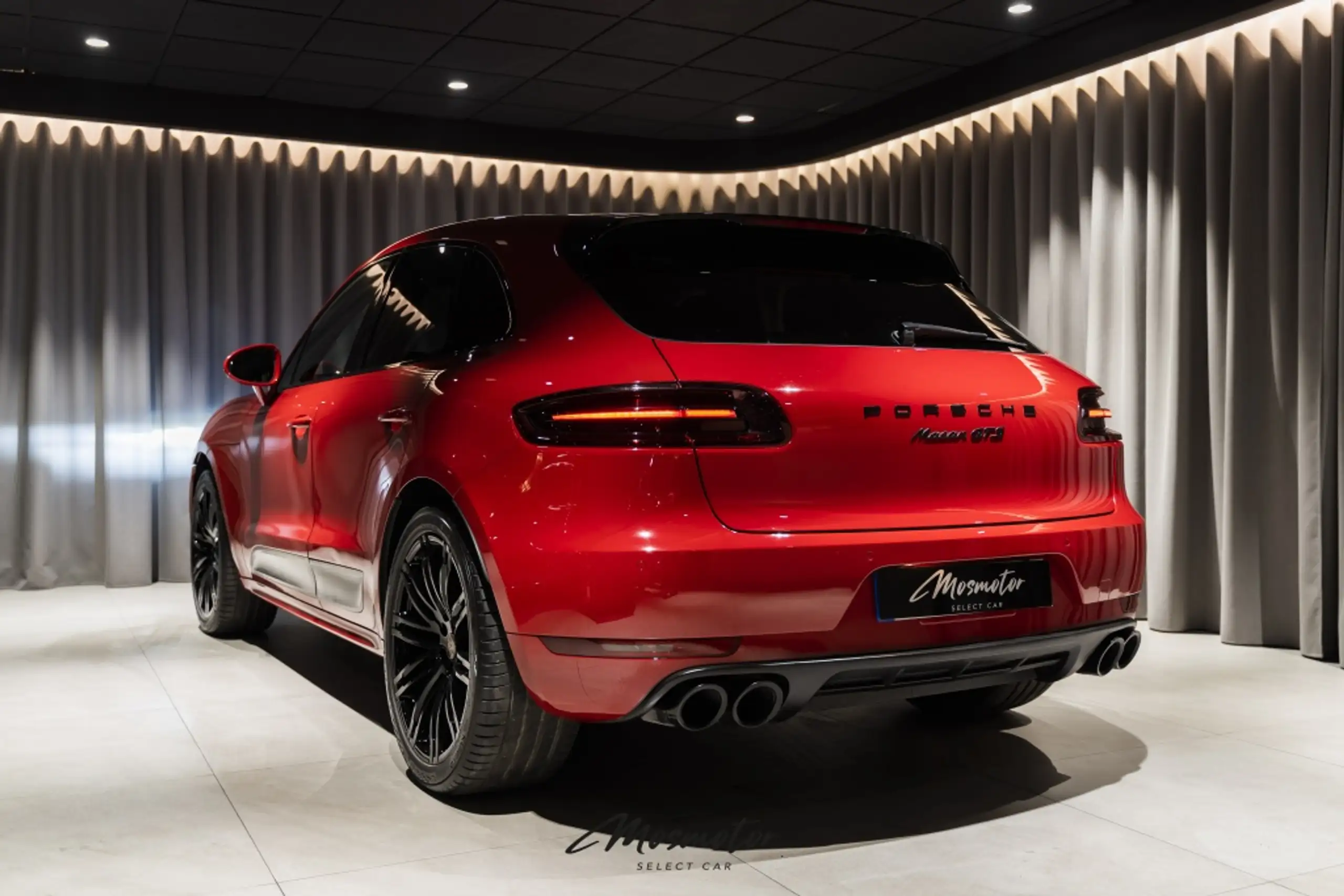 Porsche - Macan