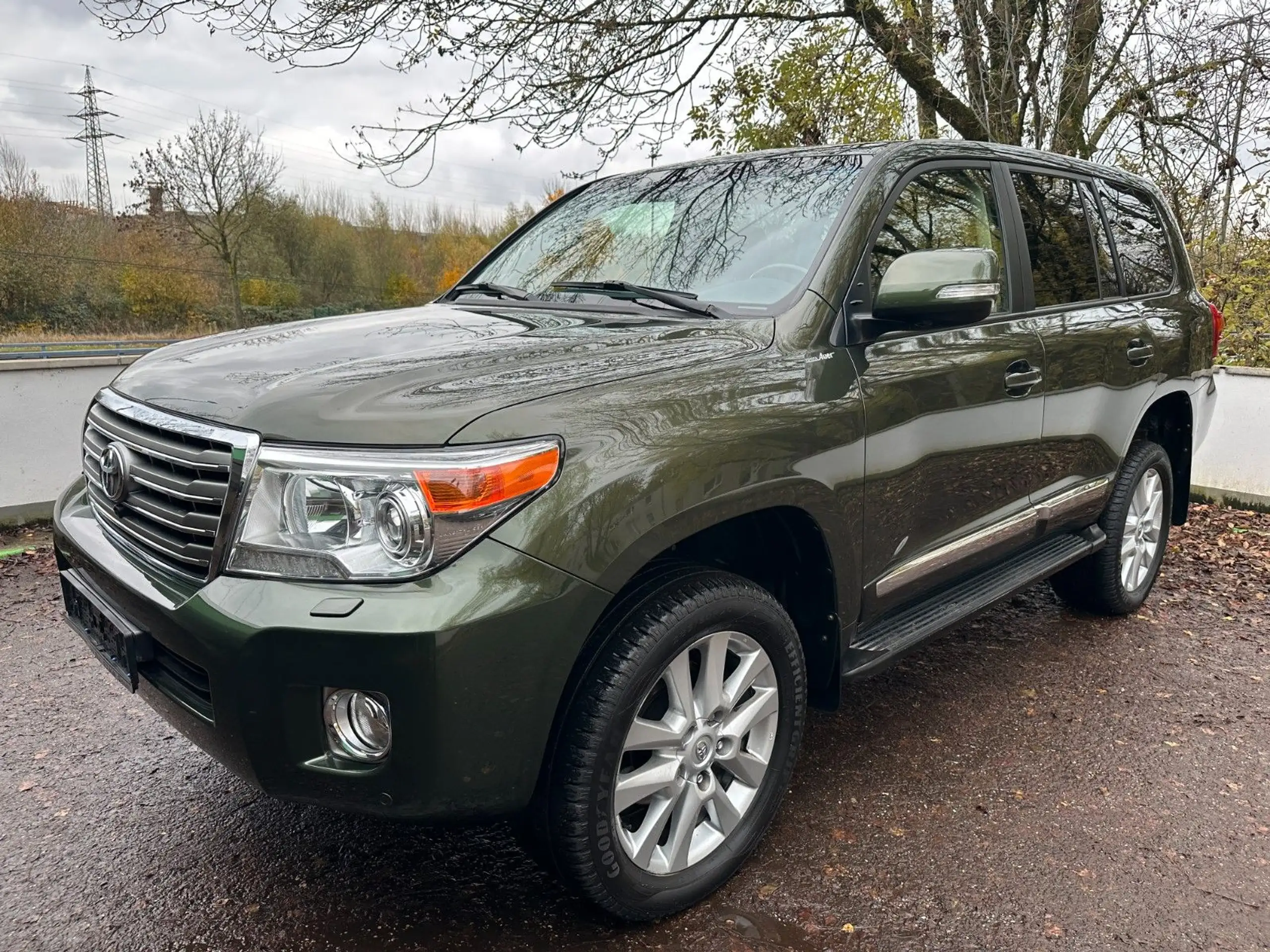 Toyota - Land Cruiser