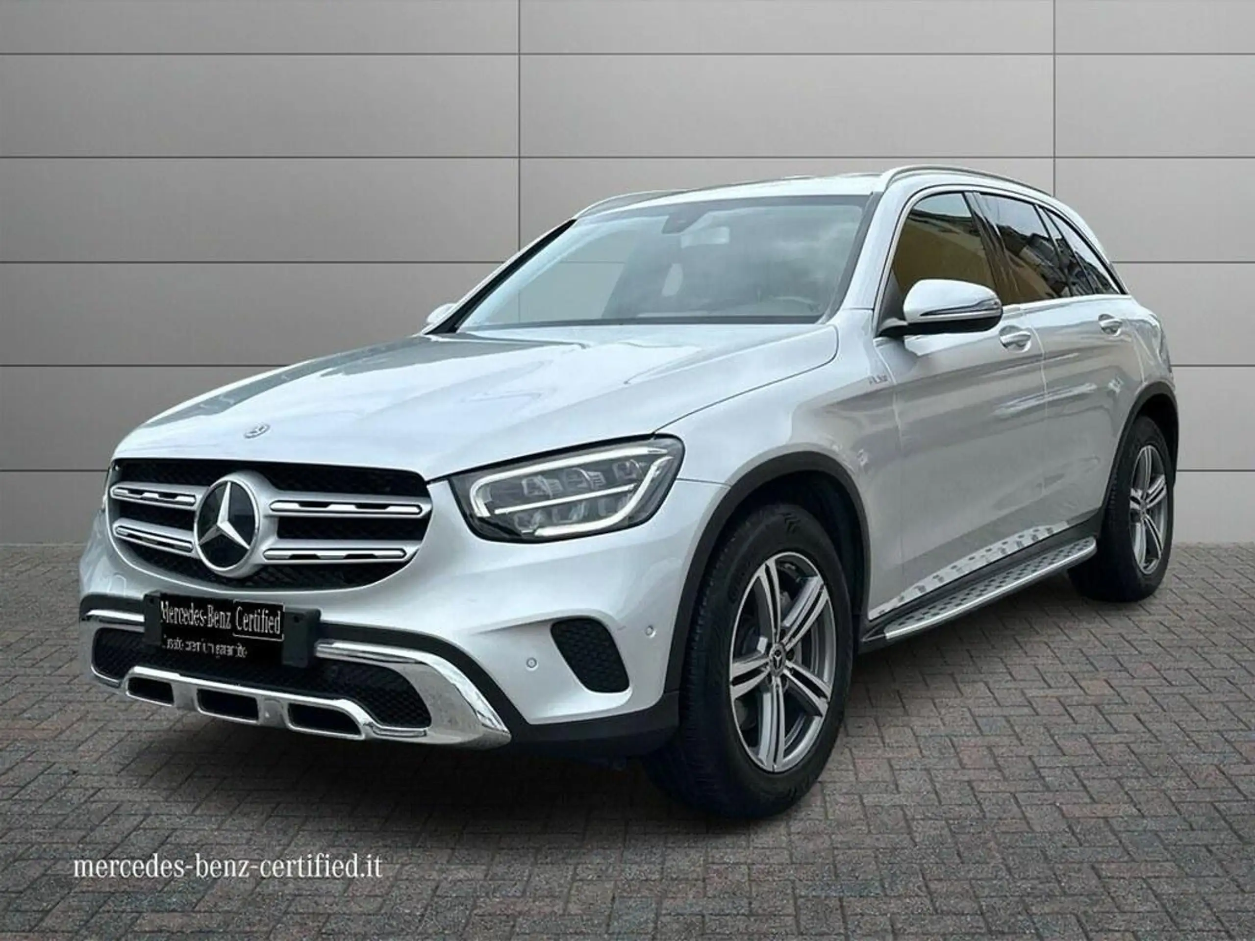 Mercedes-Benz - GLC 300