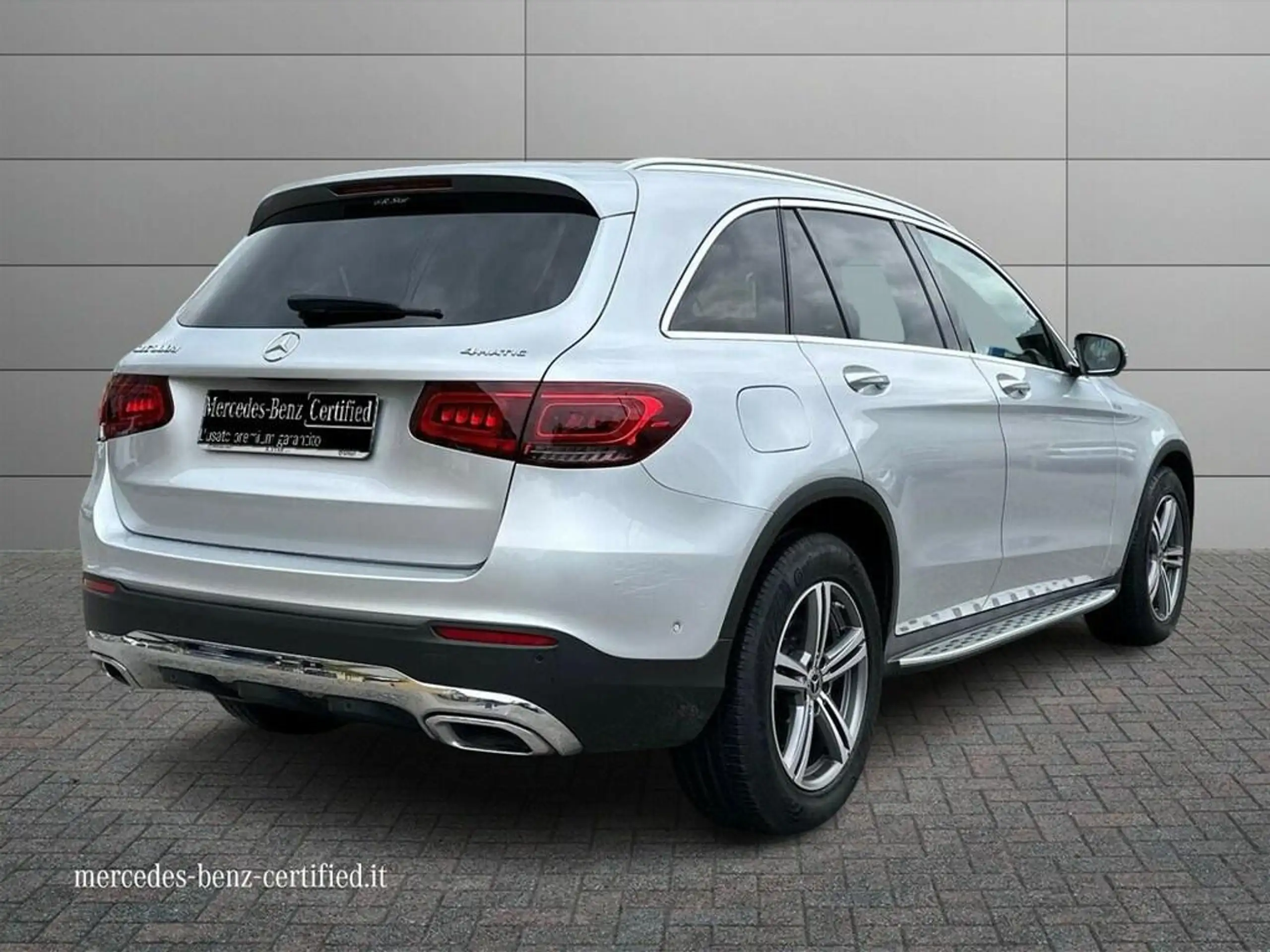 Mercedes-Benz - GLC 300