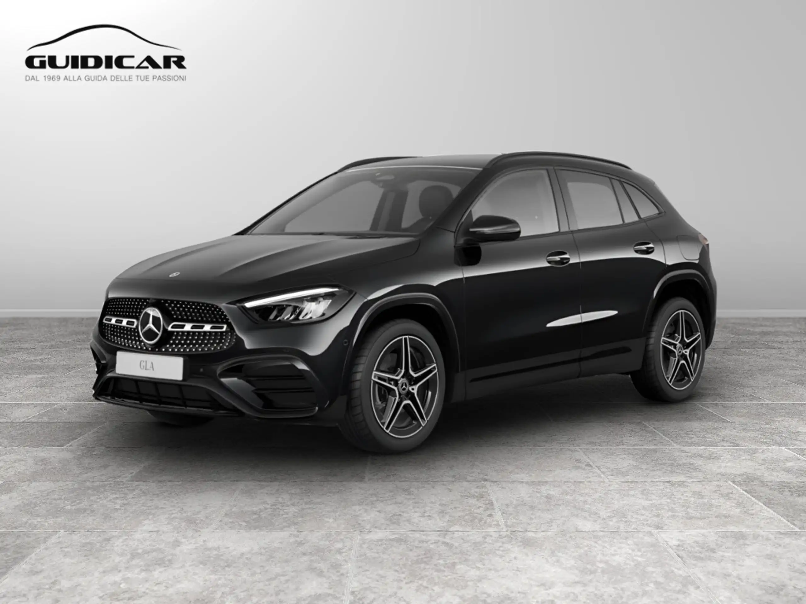 Mercedes-Benz GLA 180 2024