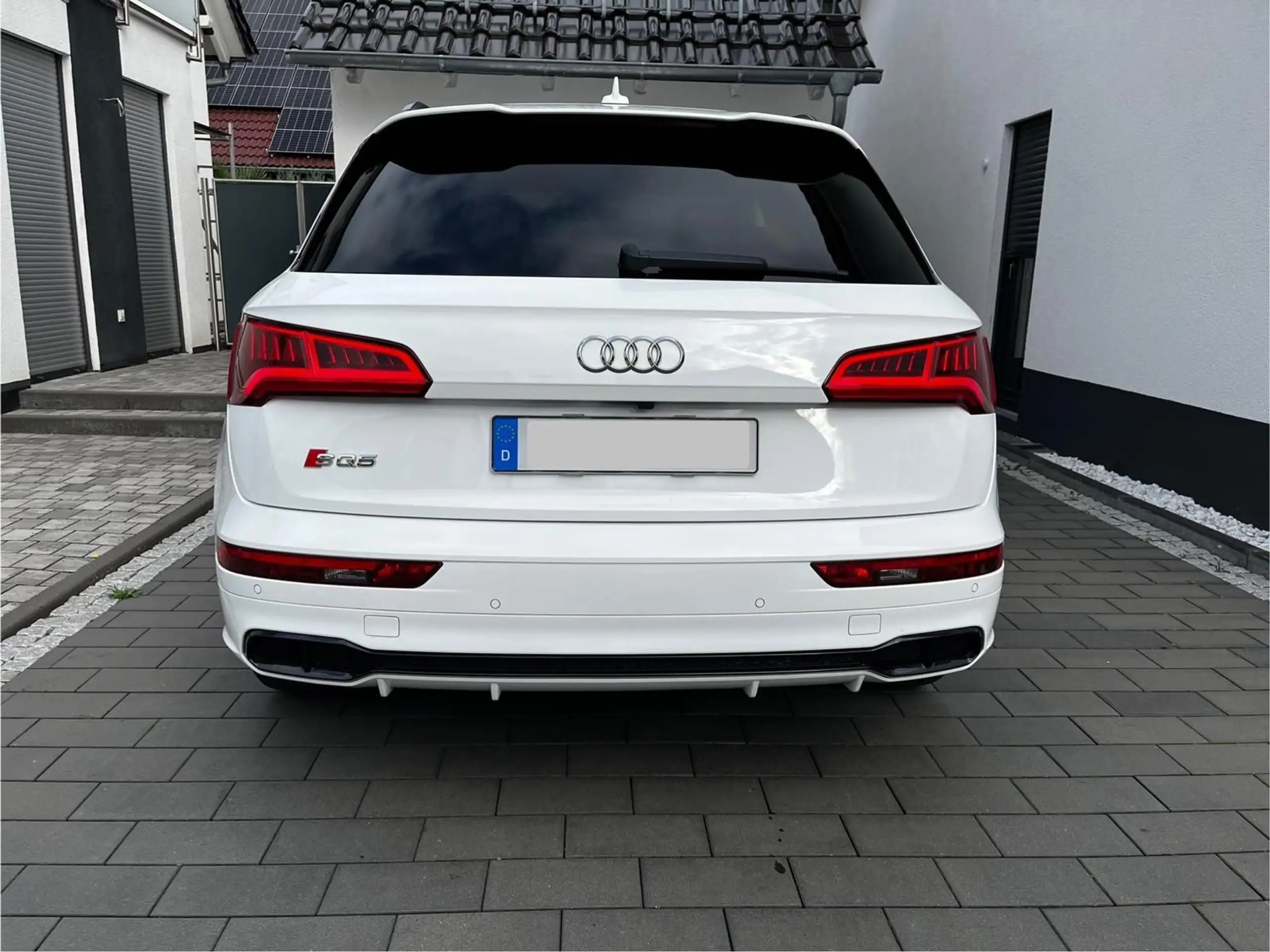 Audi - SQ5