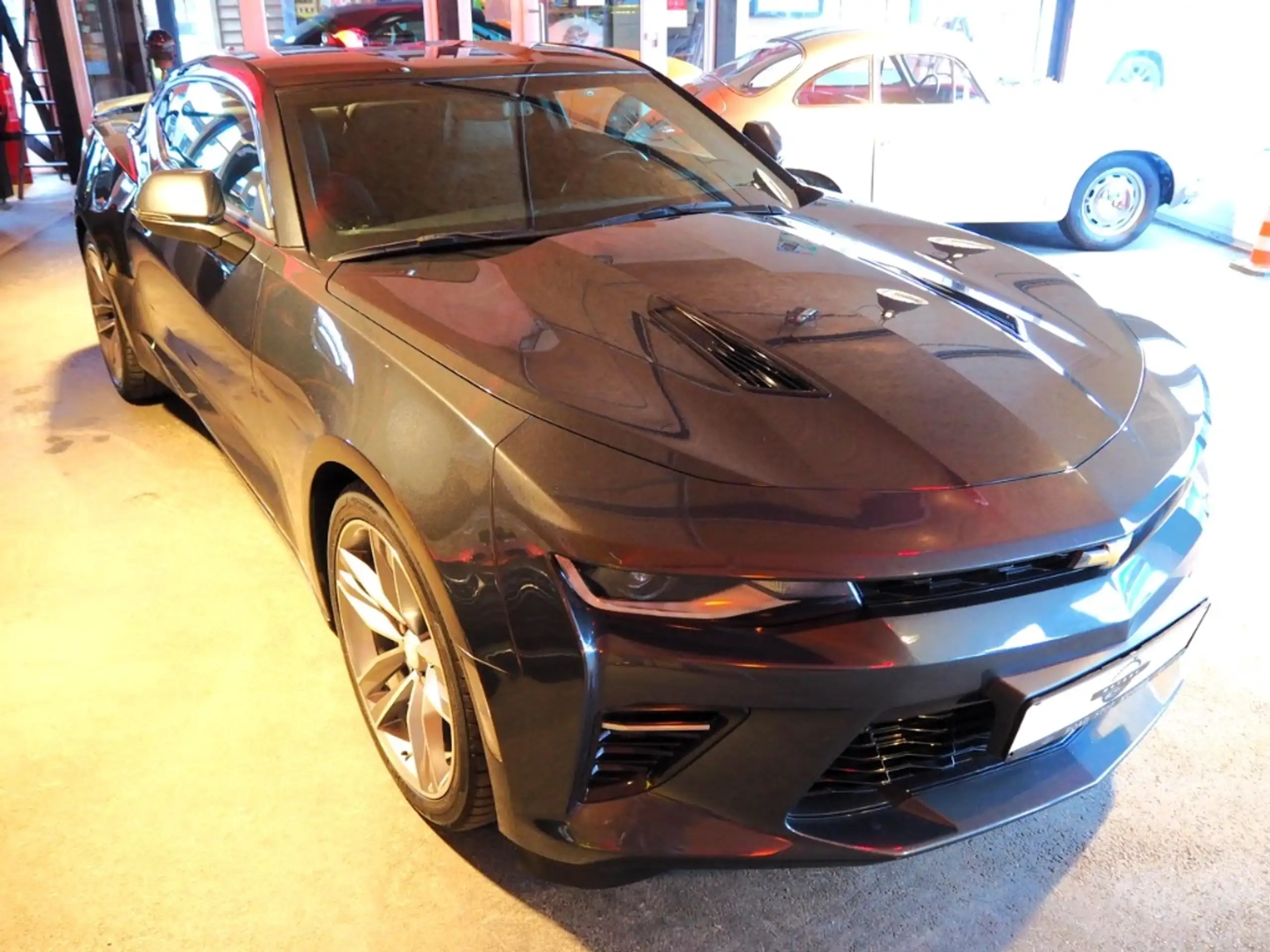 Chevrolet - Camaro