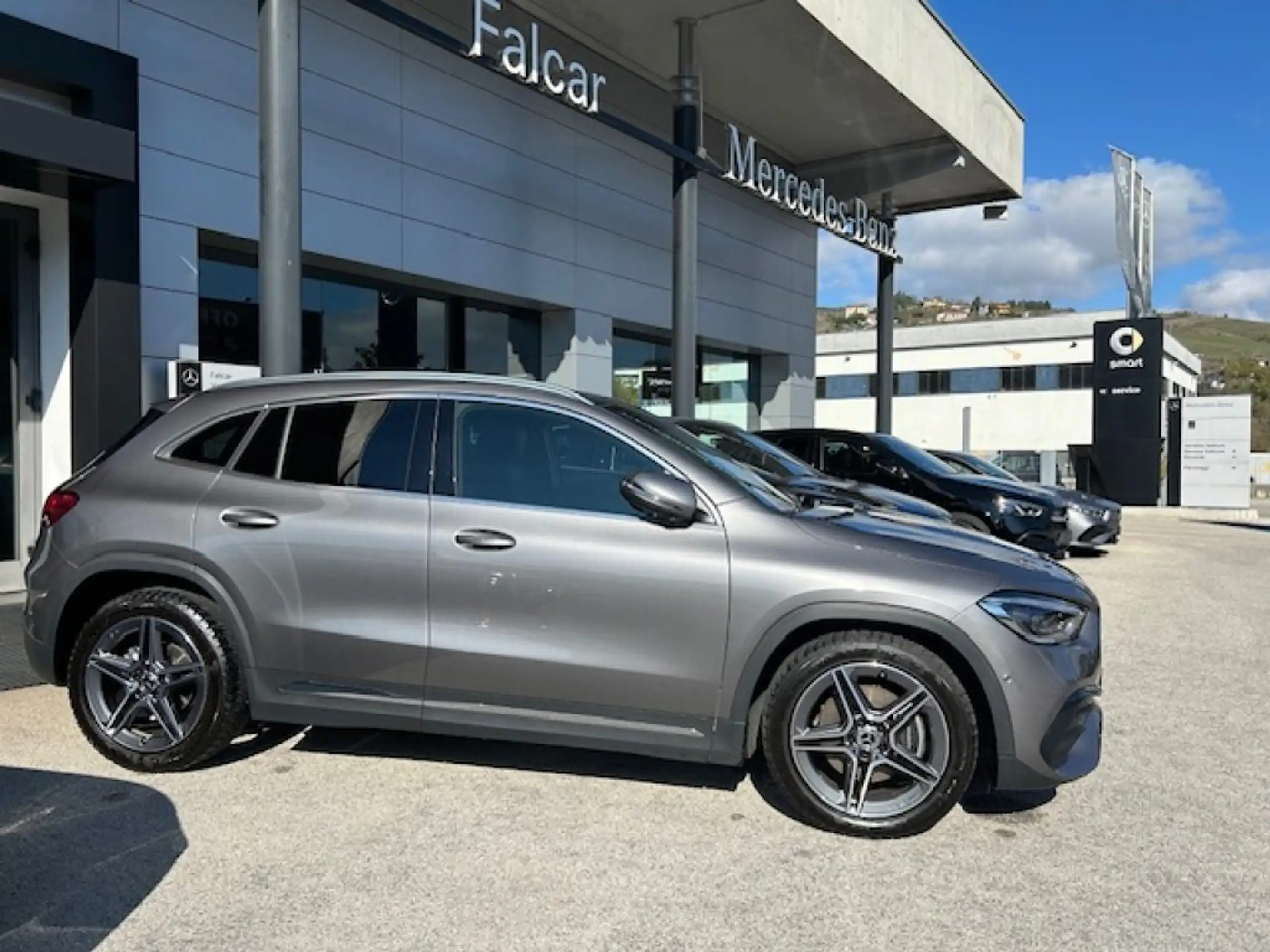 Mercedes-Benz - GLA 200