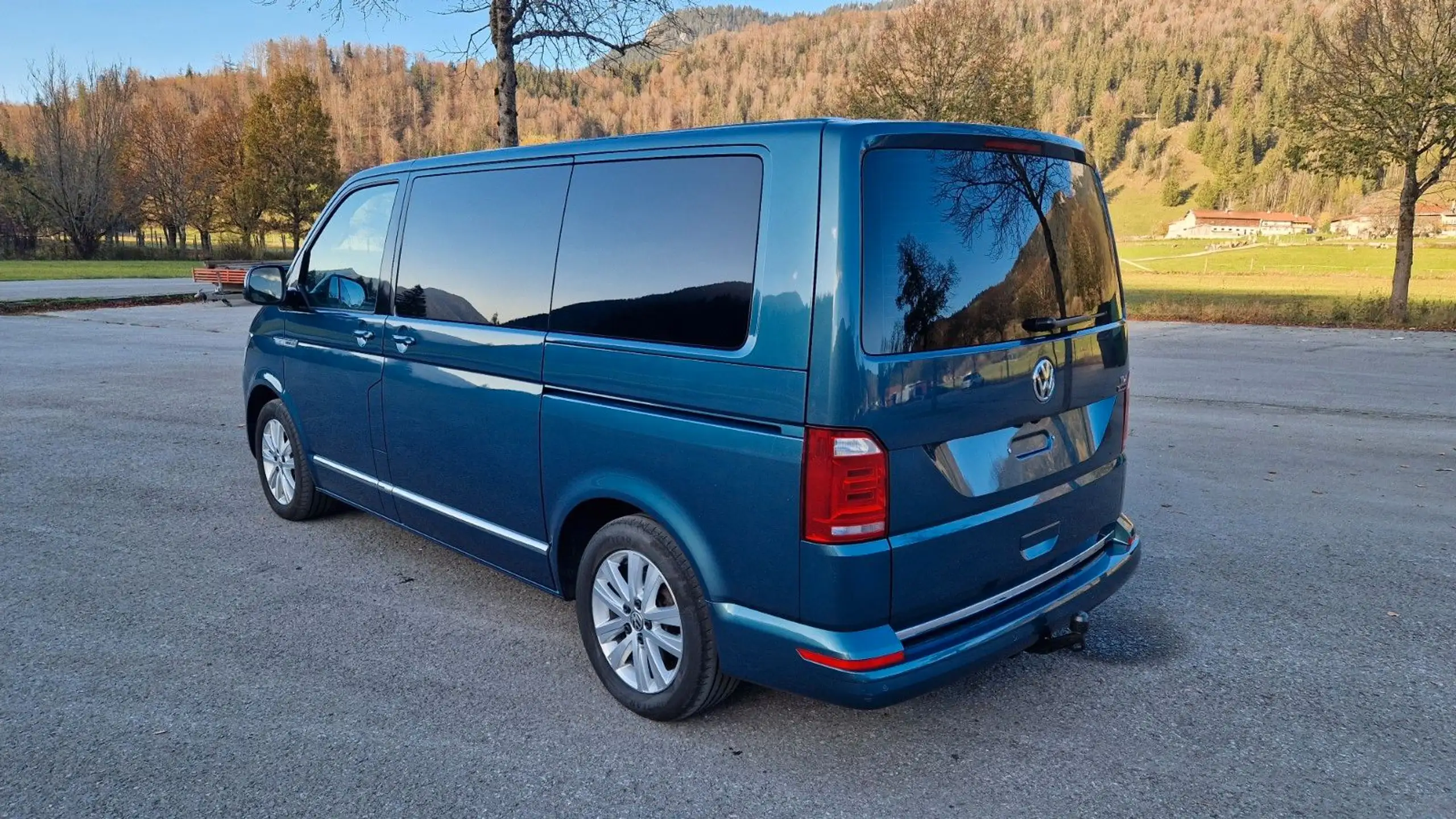 Volkswagen - T6 Multivan