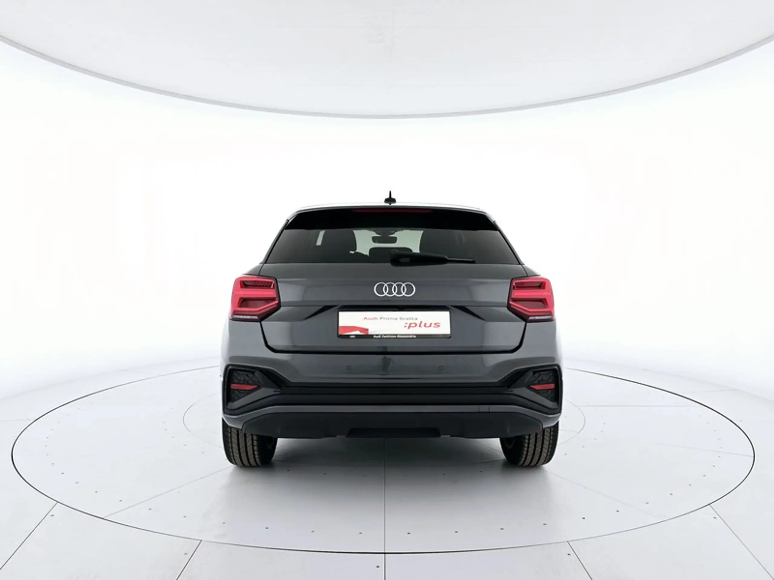 Audi - Q2