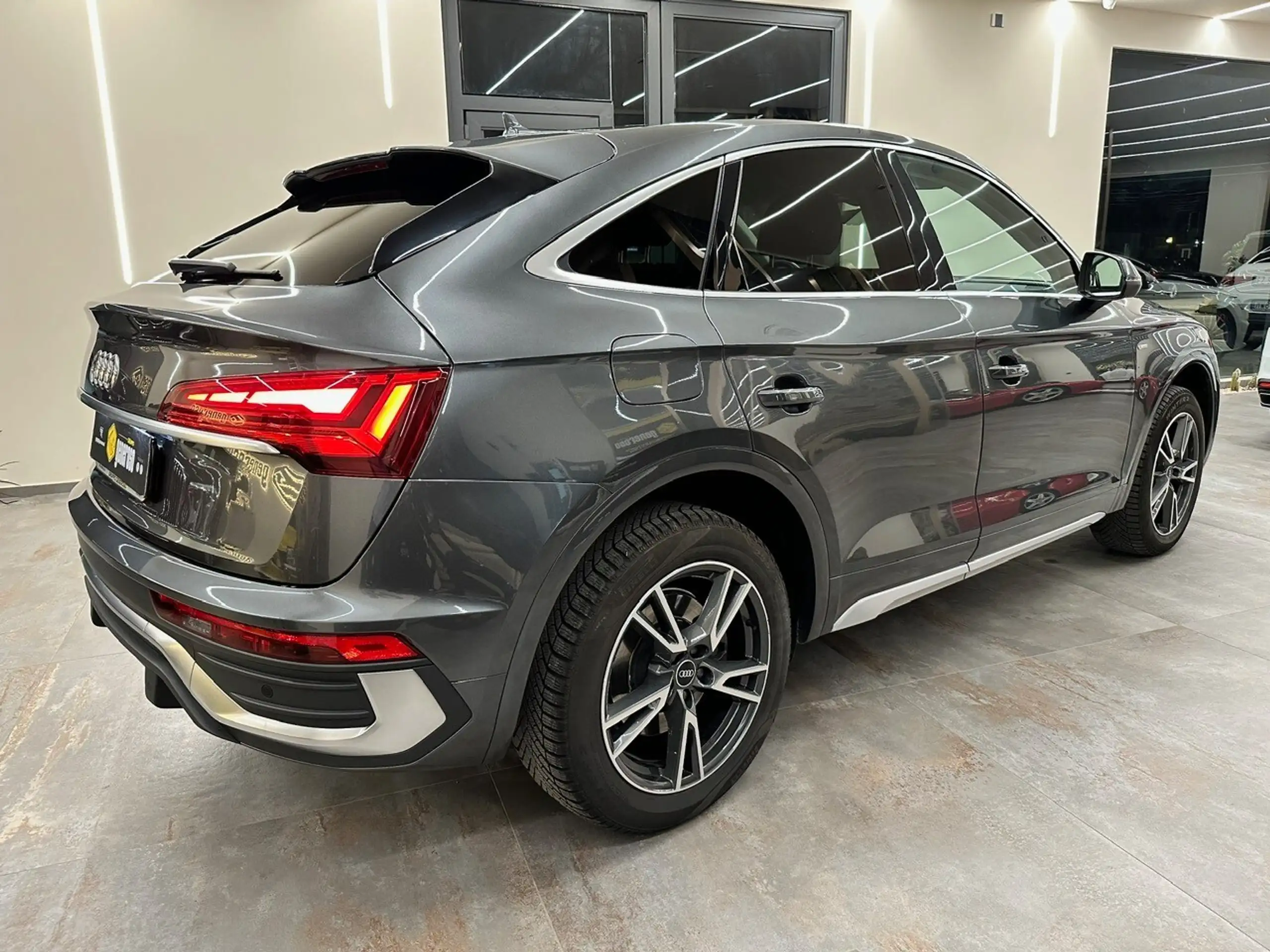 Audi - Q5