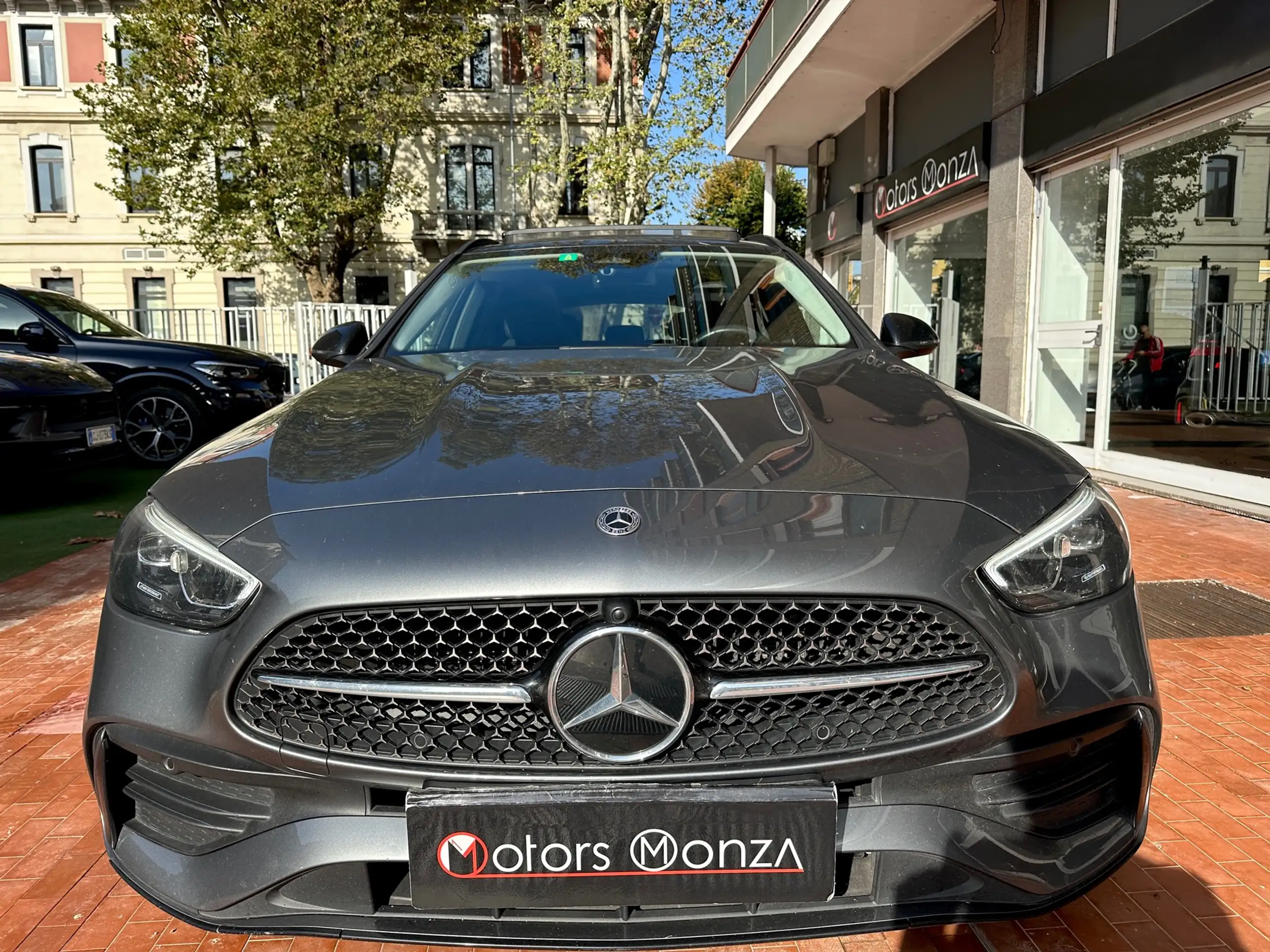 Mercedes-Benz - C 220