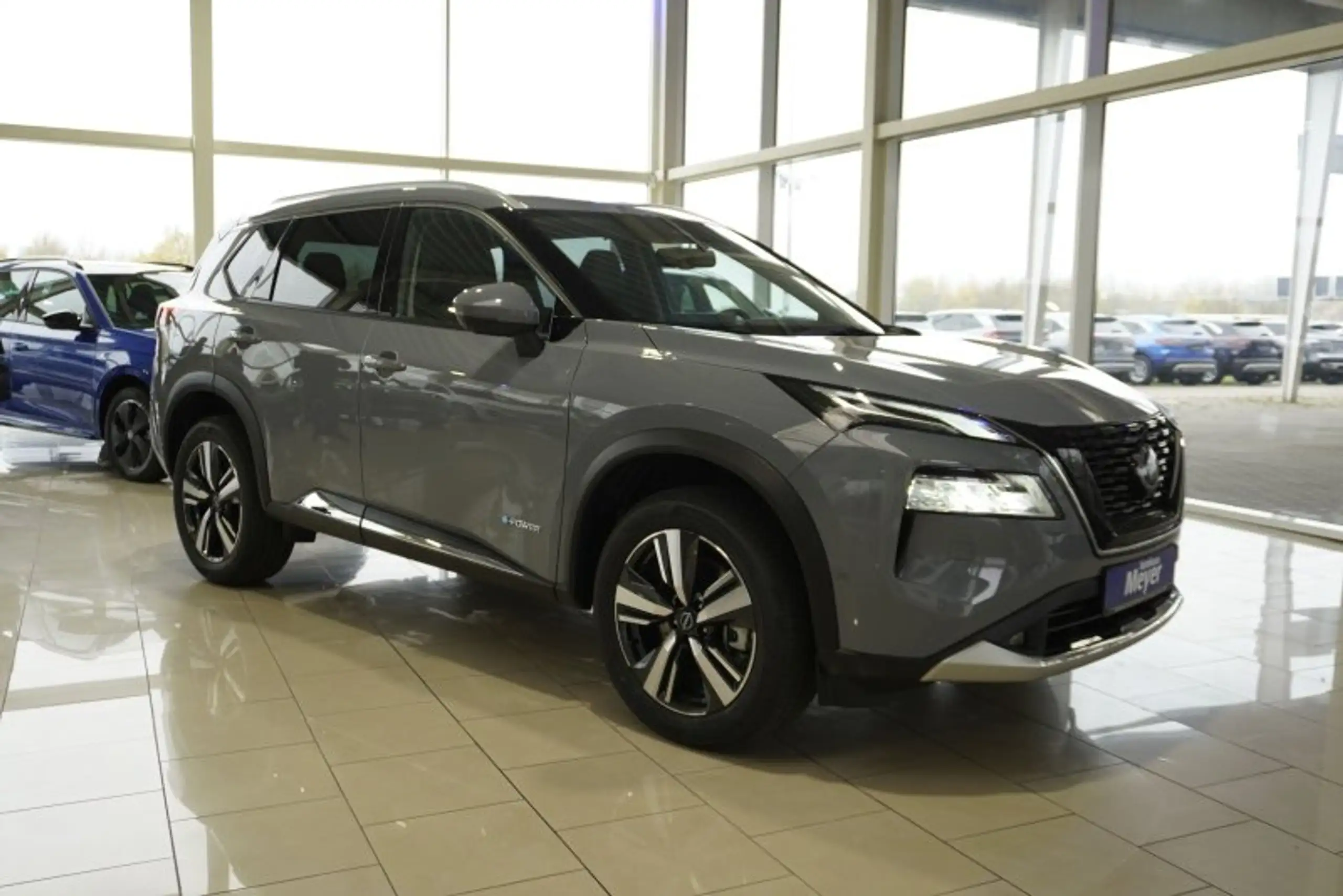 Nissan - X-Trail