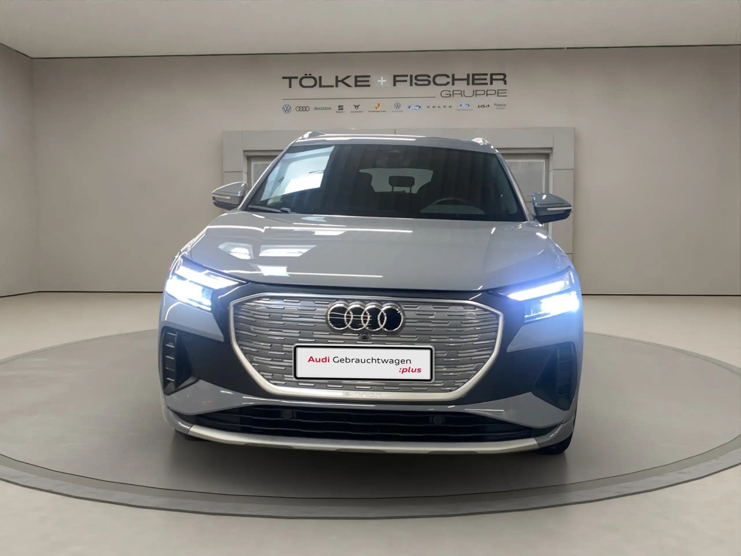 Audi - Q4 e-tron