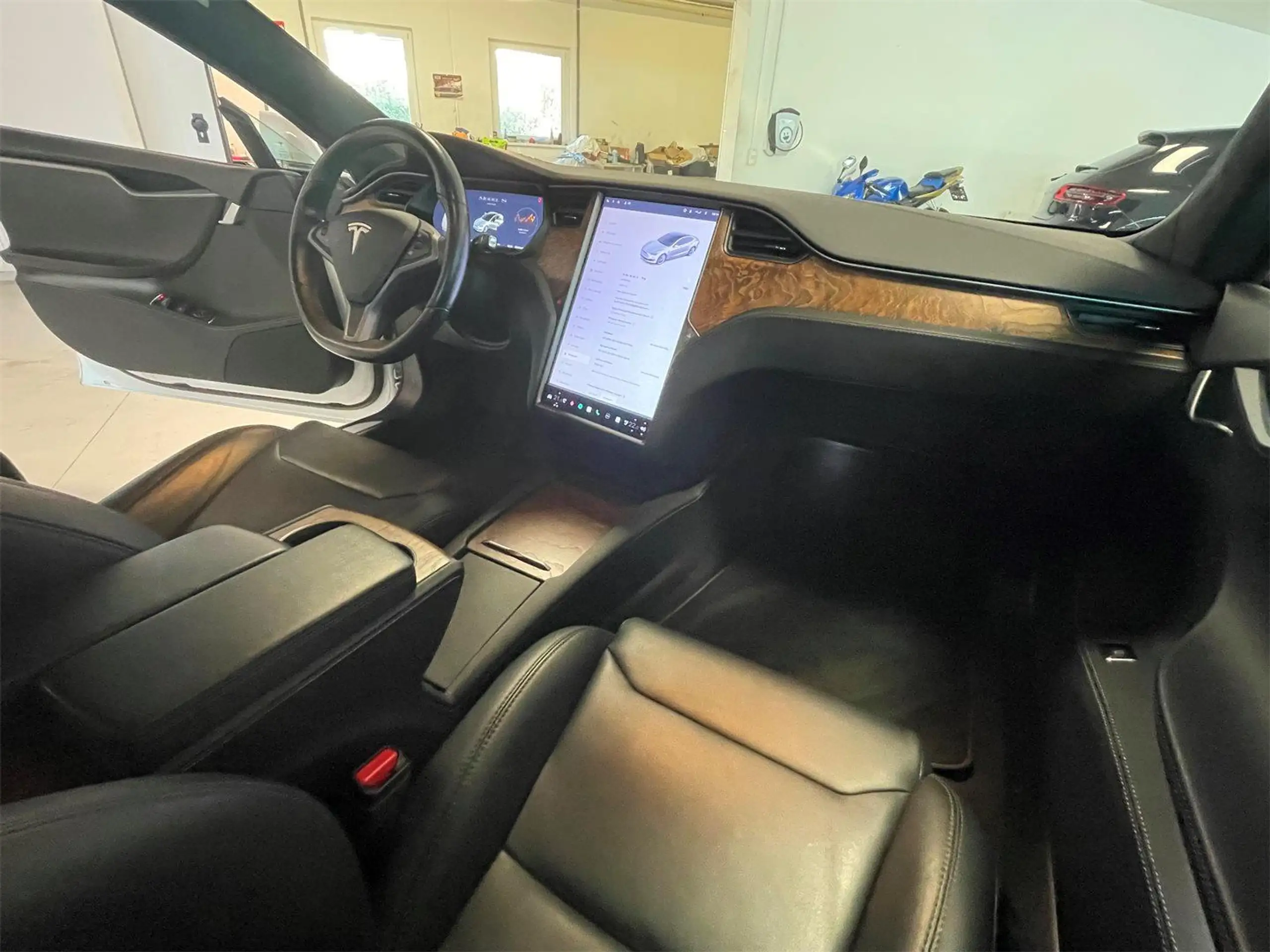 Tesla - Model S