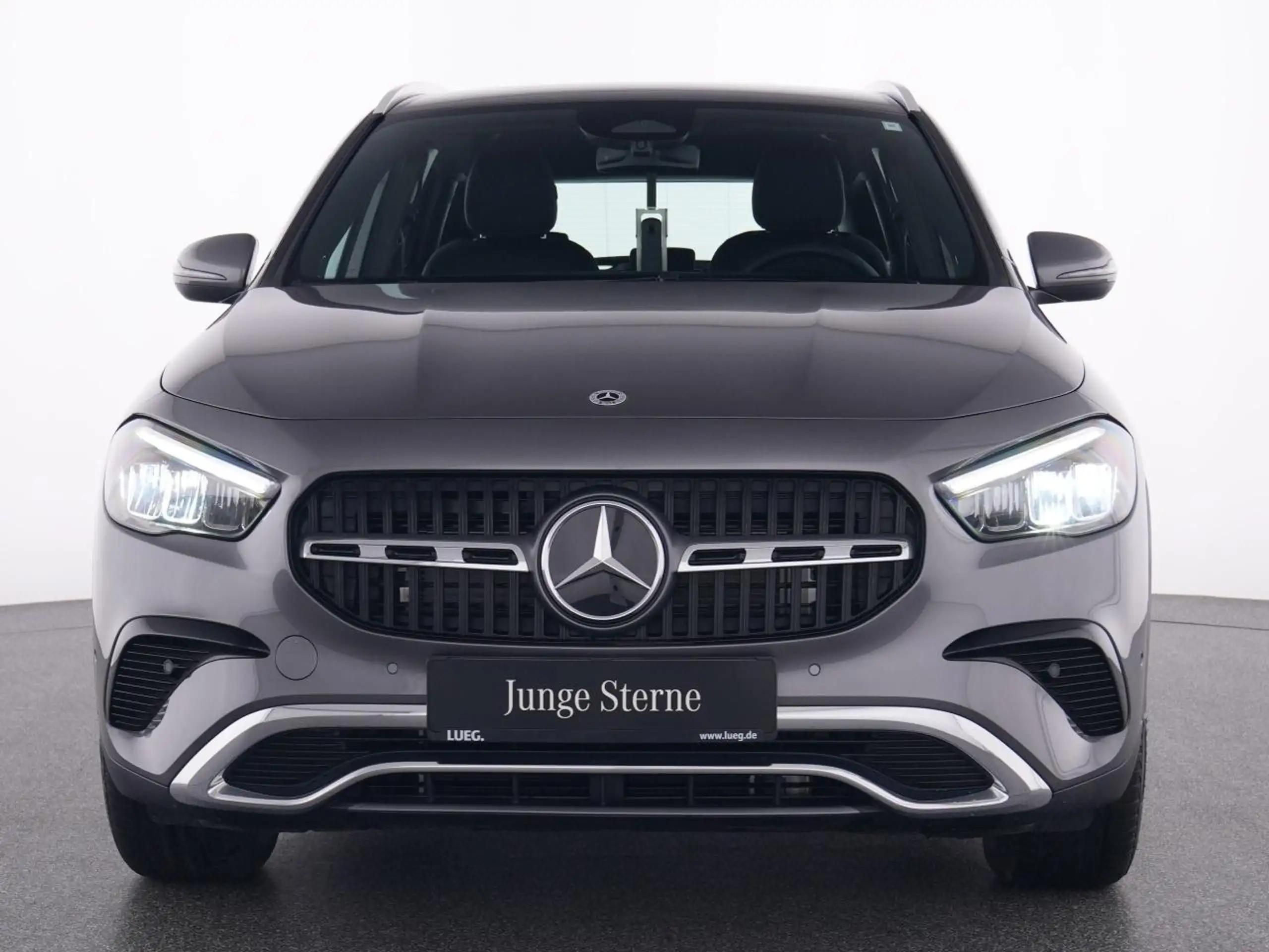 Mercedes-Benz - GLA 200