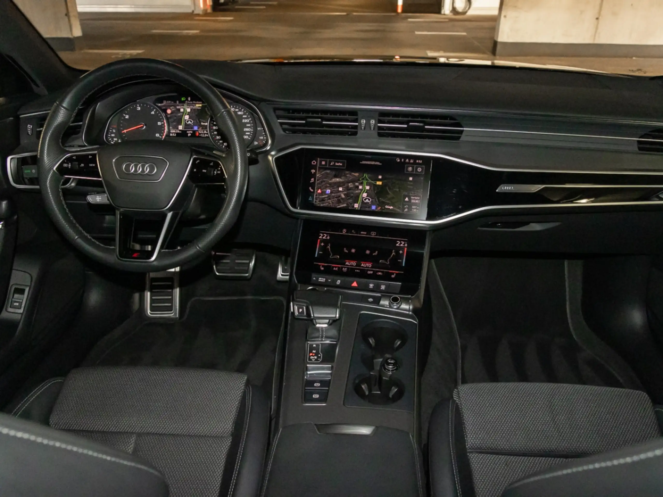 Audi - A6