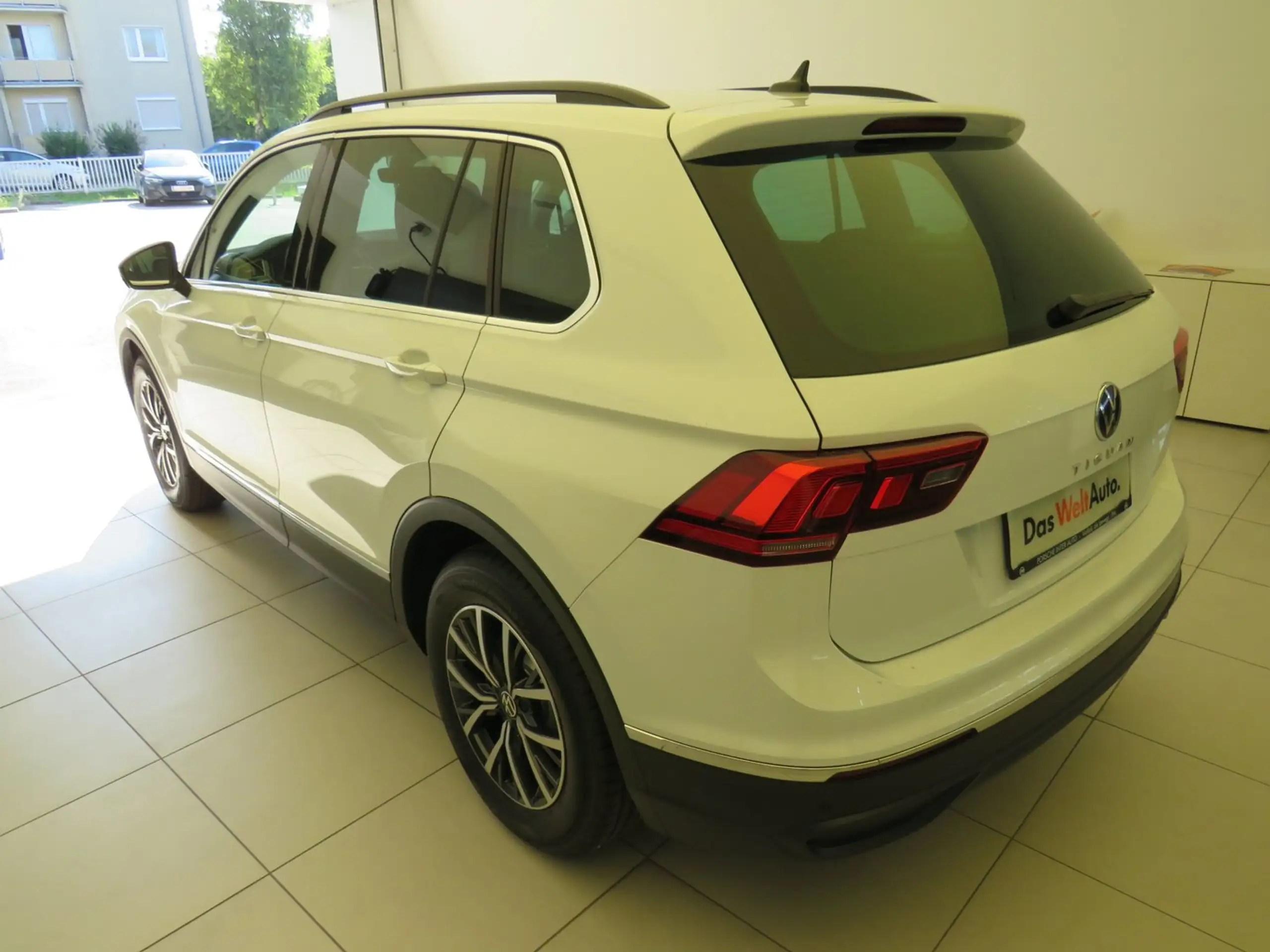 Volkswagen - Tiguan