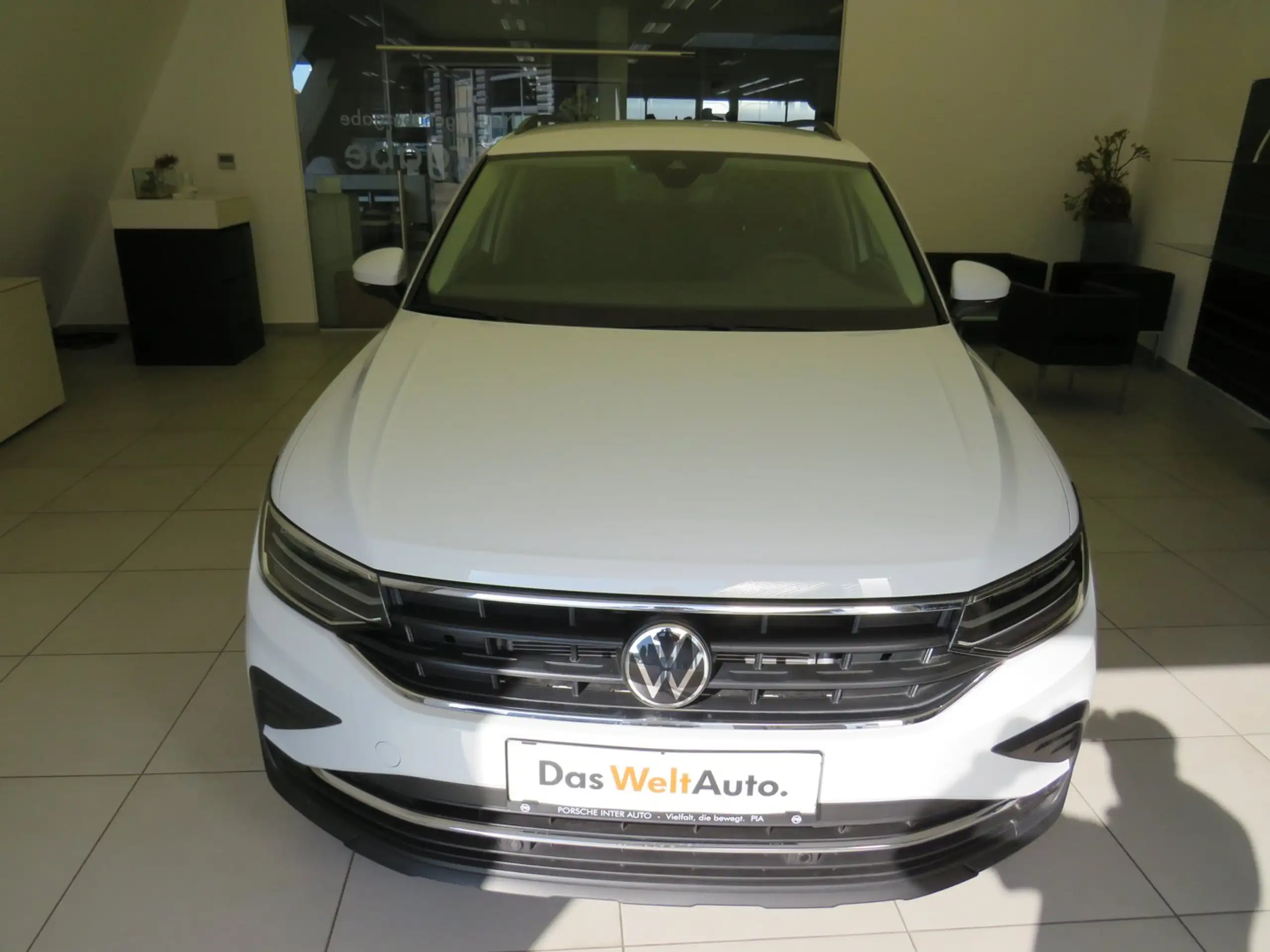 Volkswagen - Tiguan