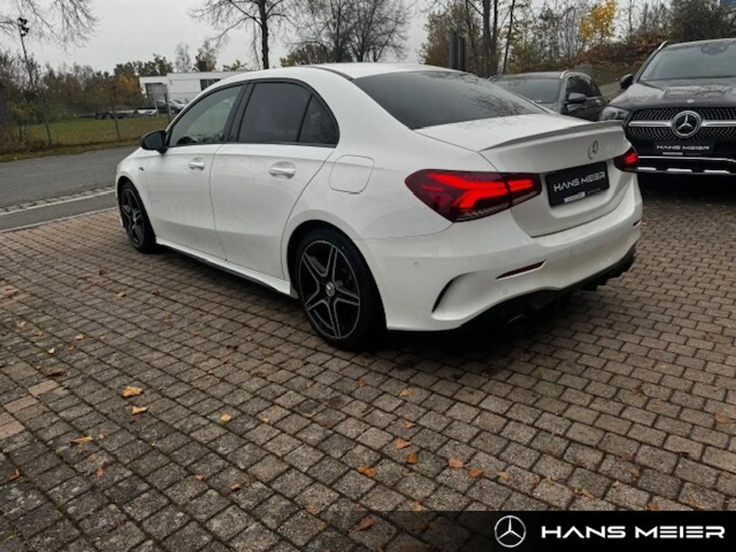 Mercedes-Benz - A 35 AMG