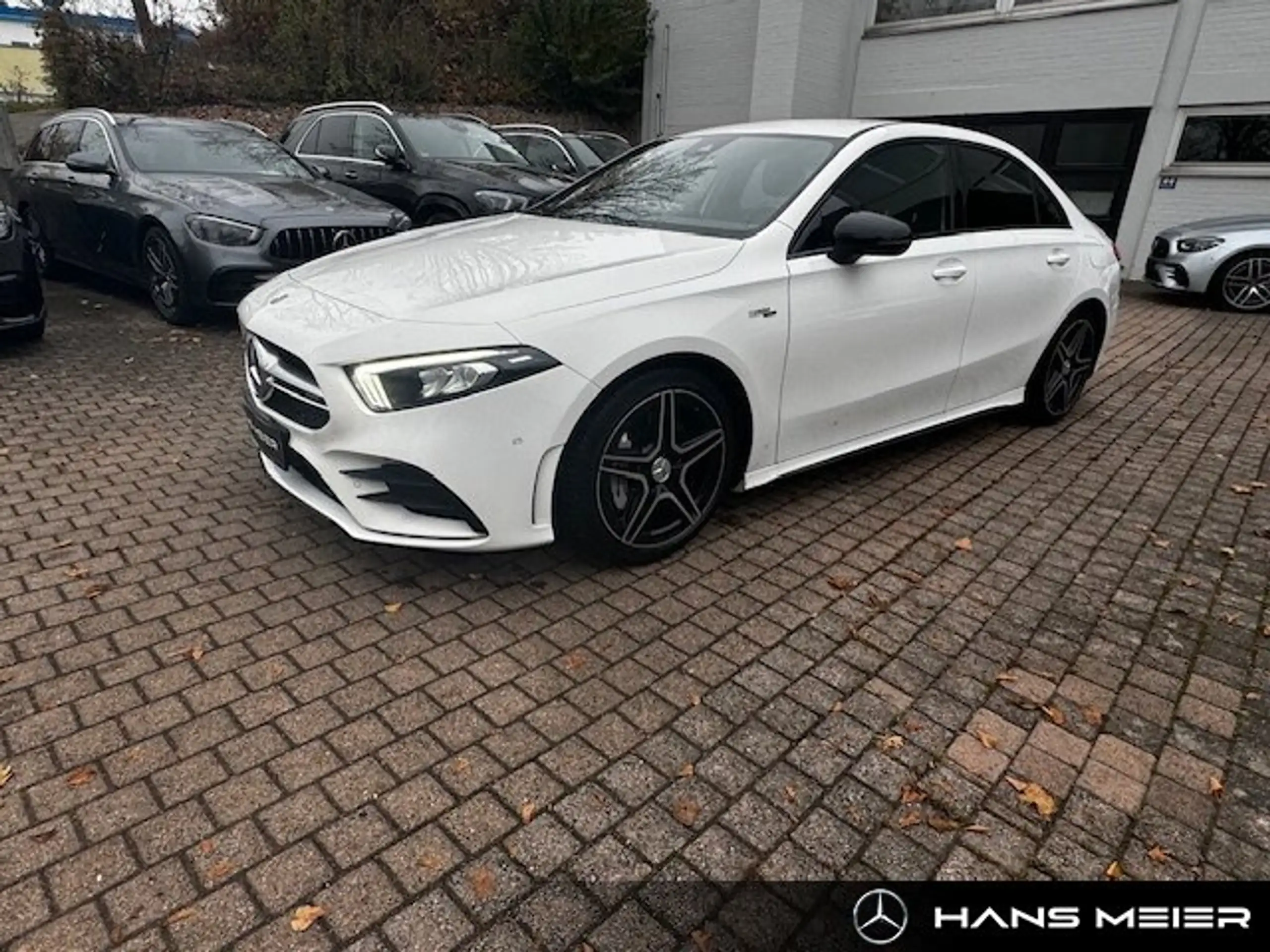 Mercedes-Benz - A 35 AMG