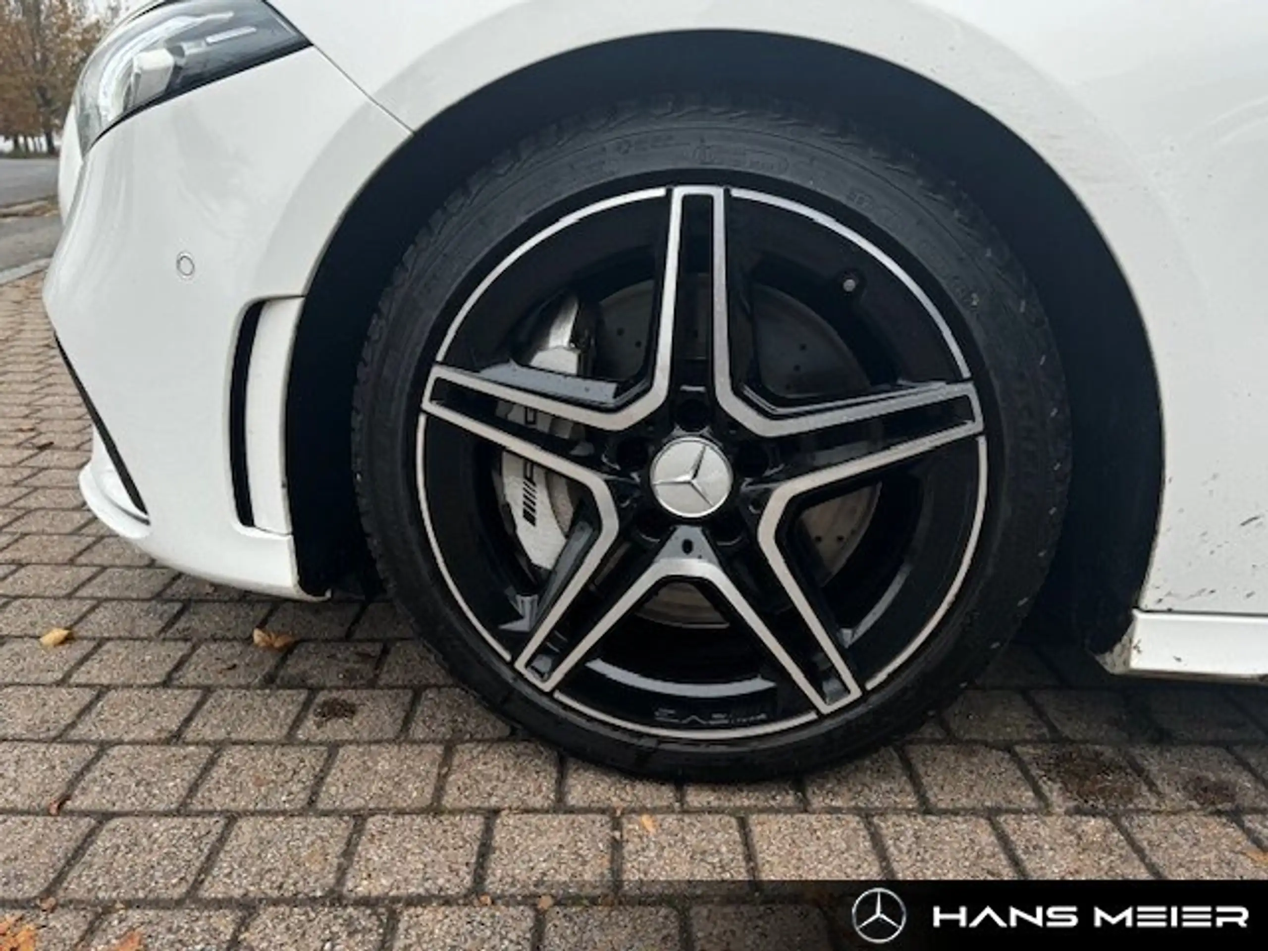 Mercedes-Benz - A 35 AMG