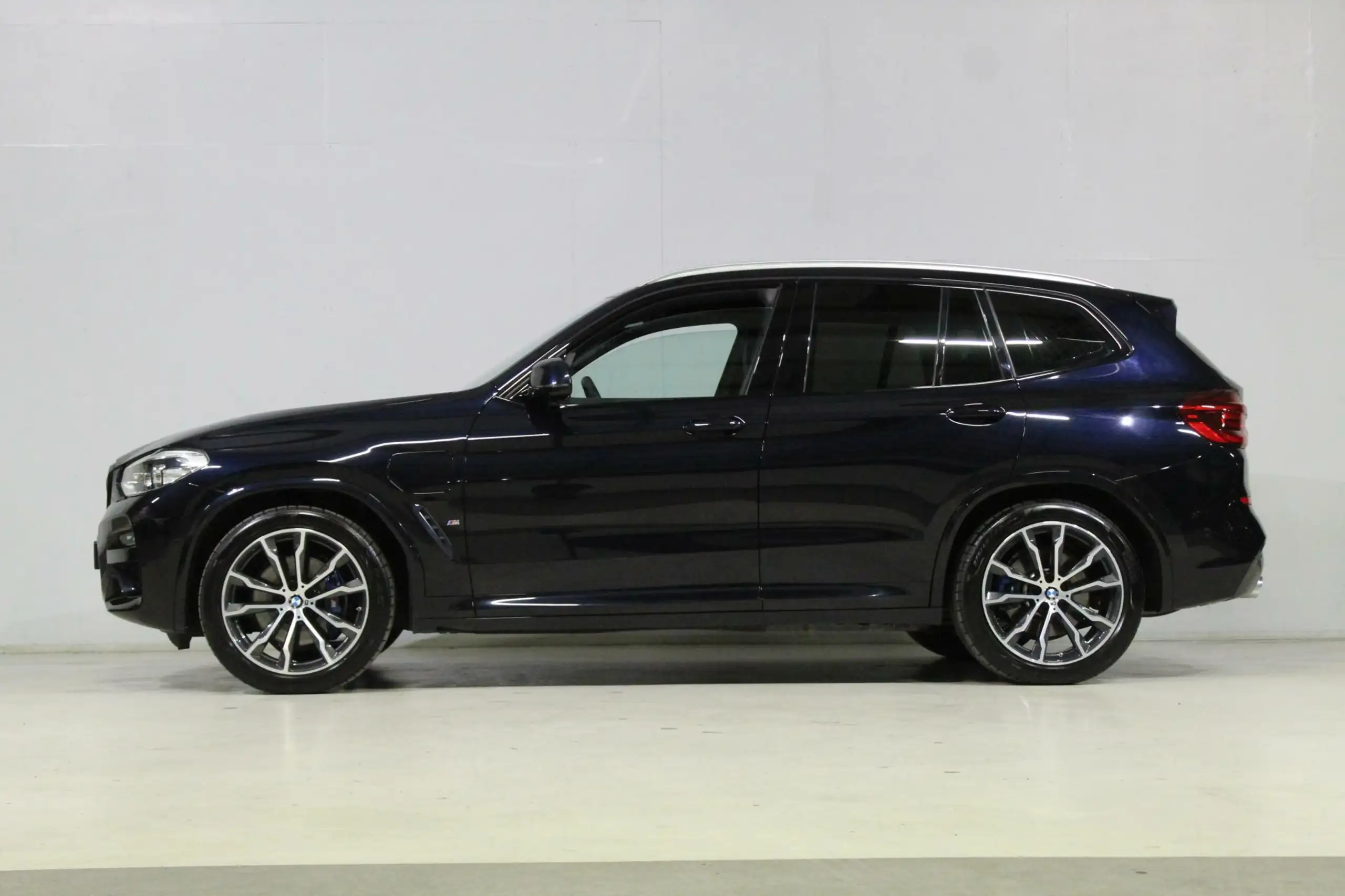 BMW - X3