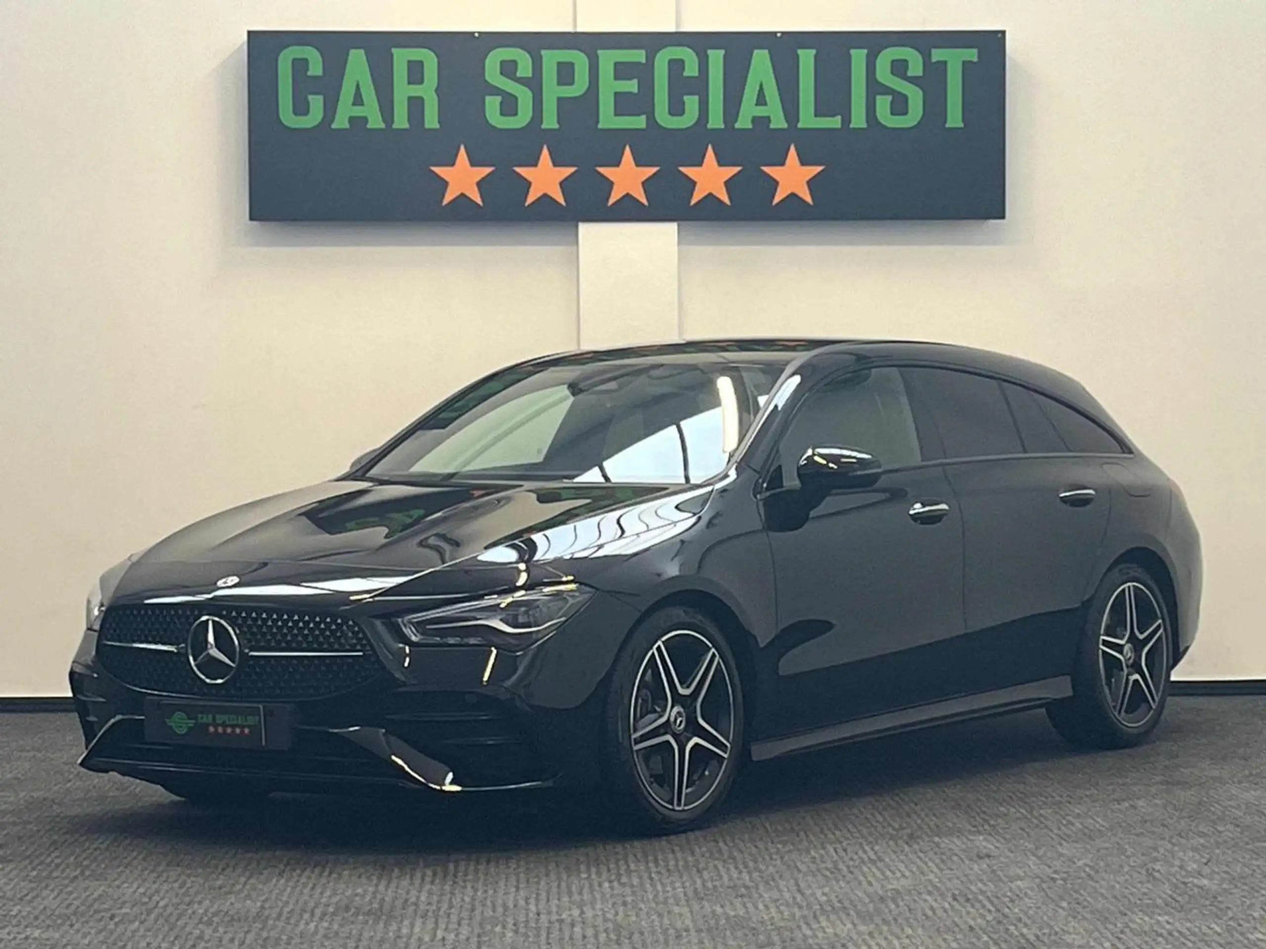 Mercedes-Benz CLA 180 2023