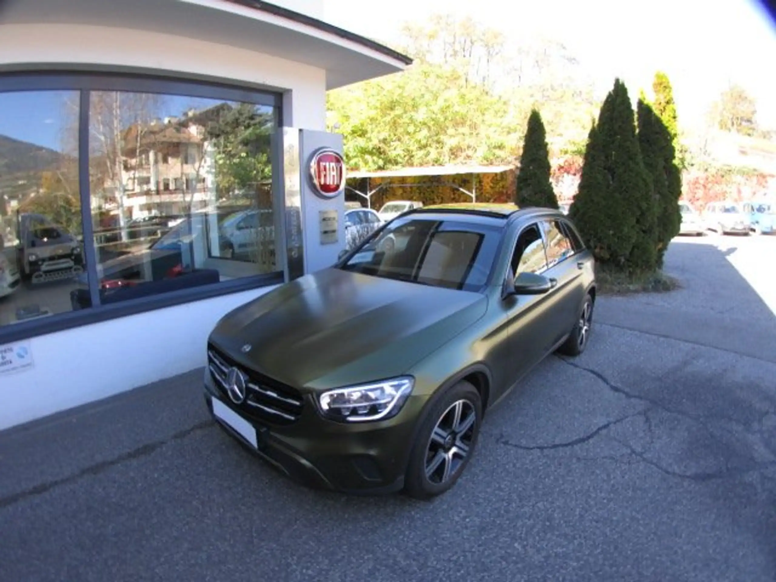 Mercedes-Benz - GLC 220