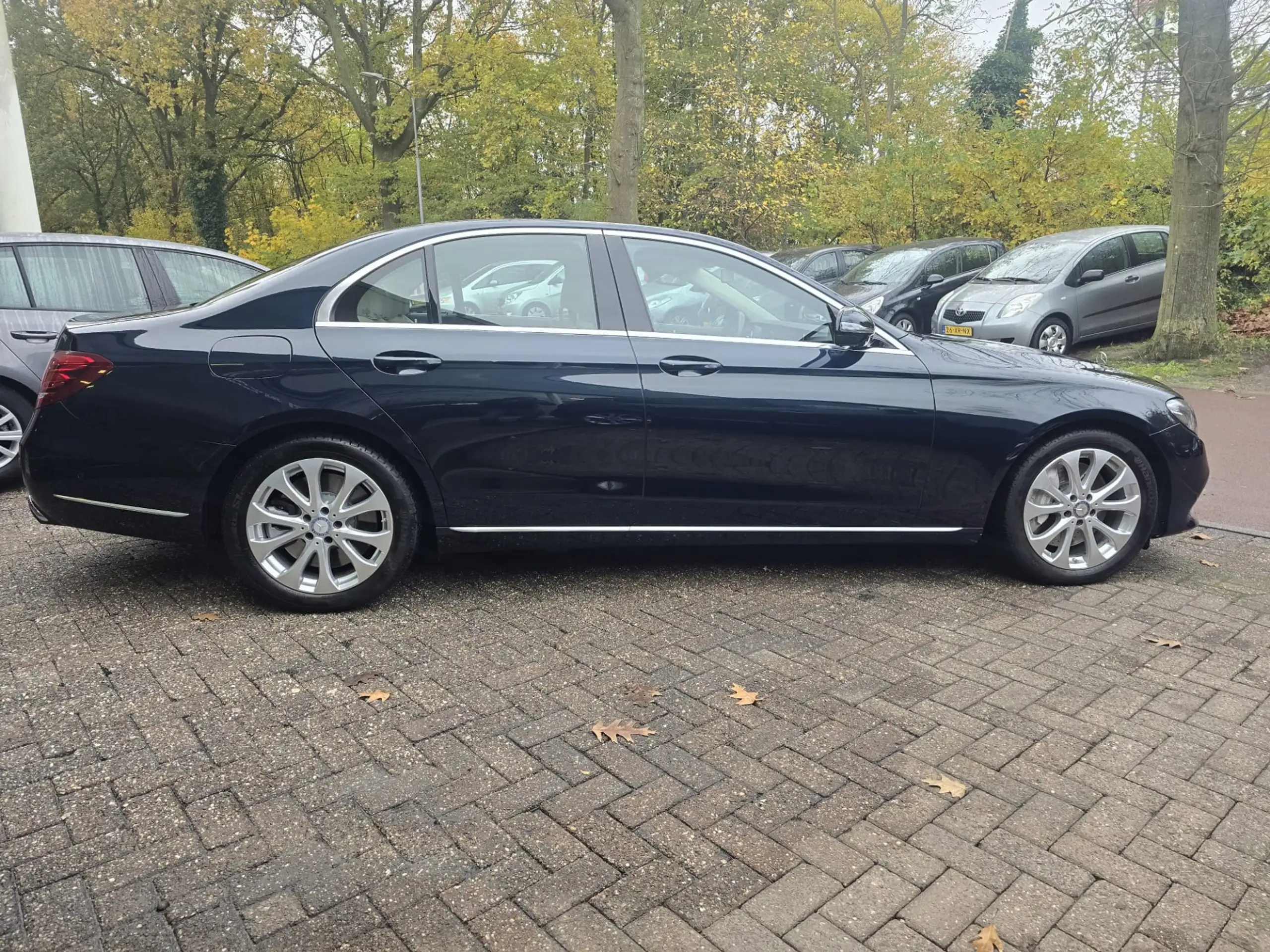 Mercedes-Benz - E 400