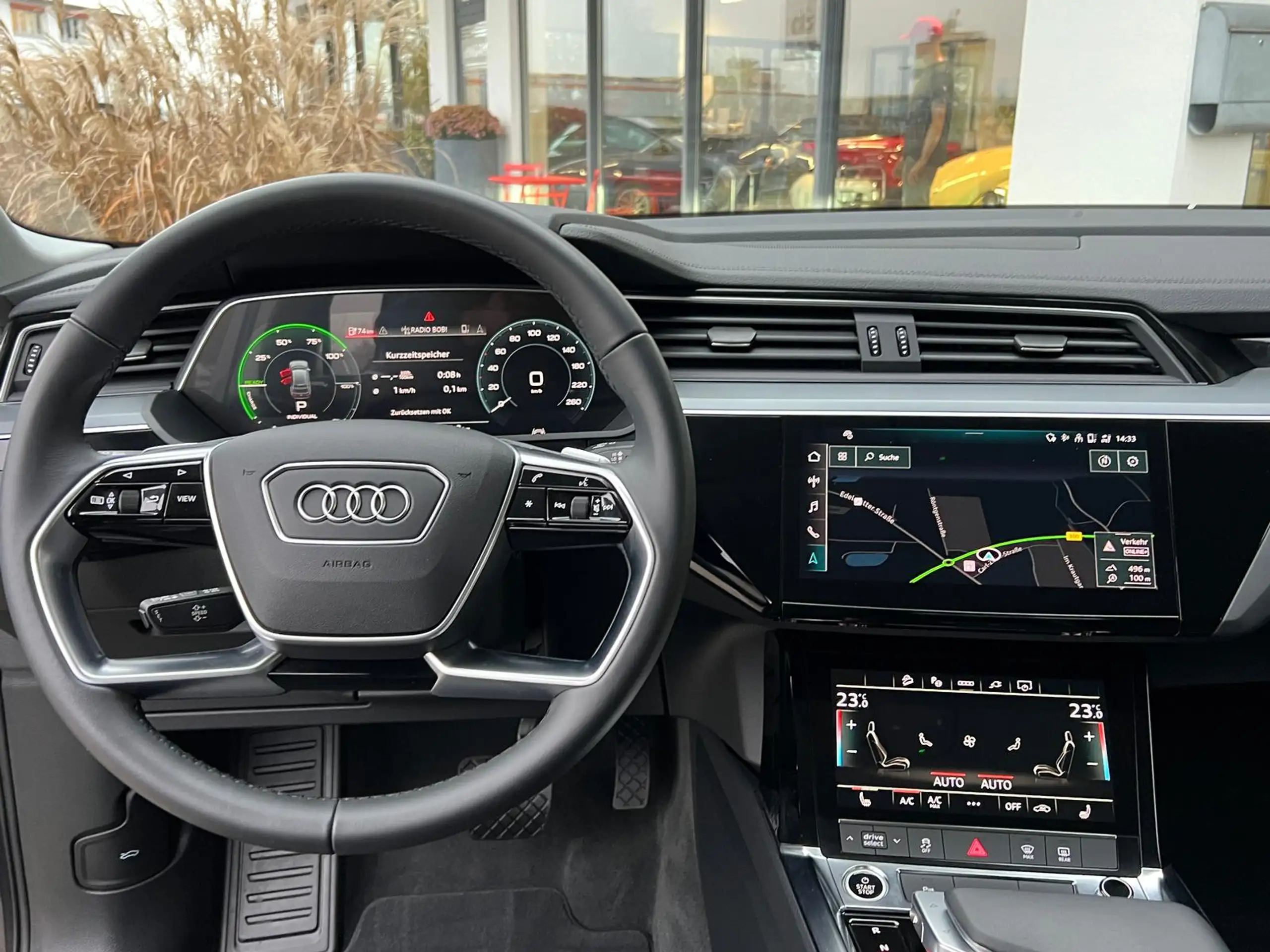 Audi - e-tron