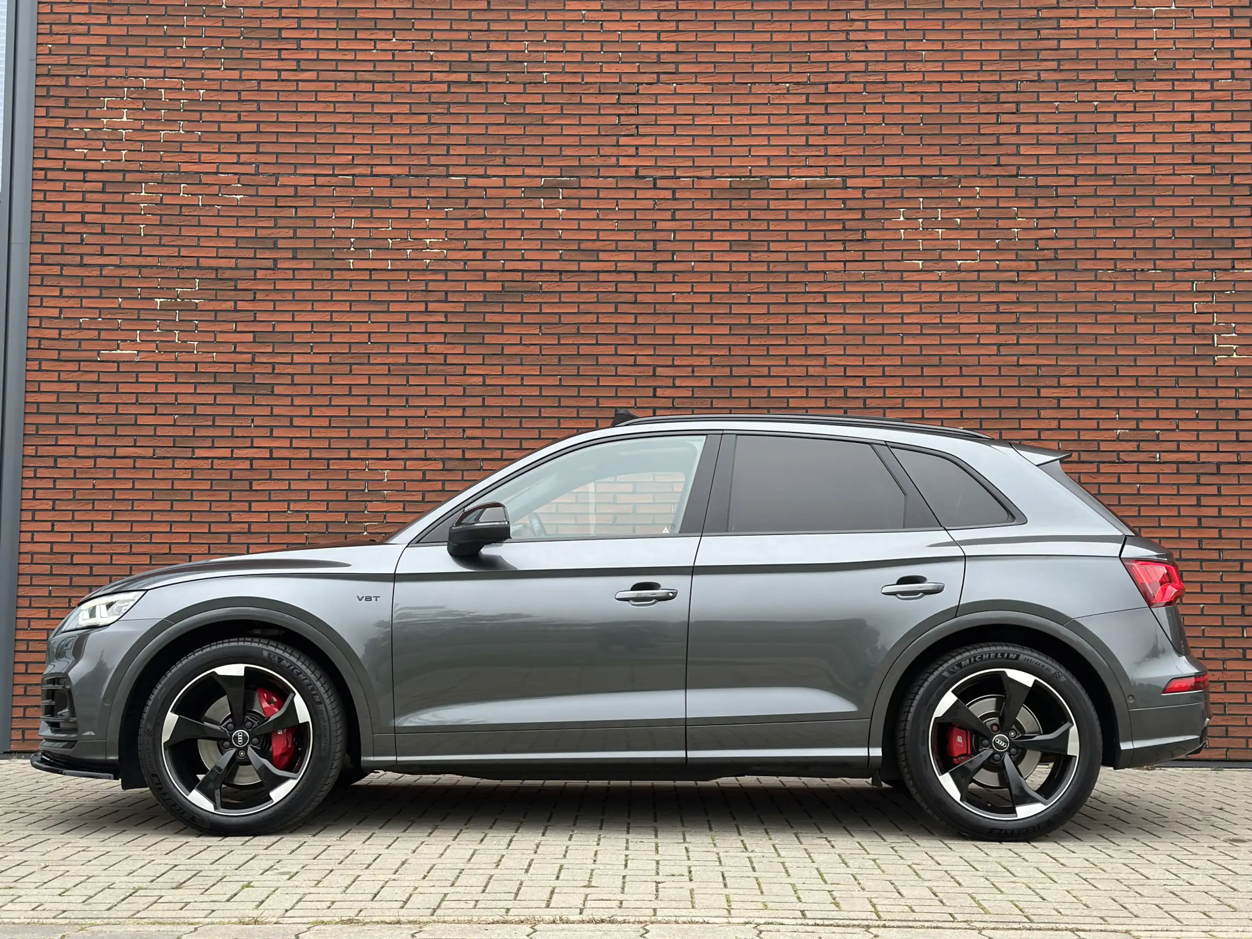 Audi - SQ5