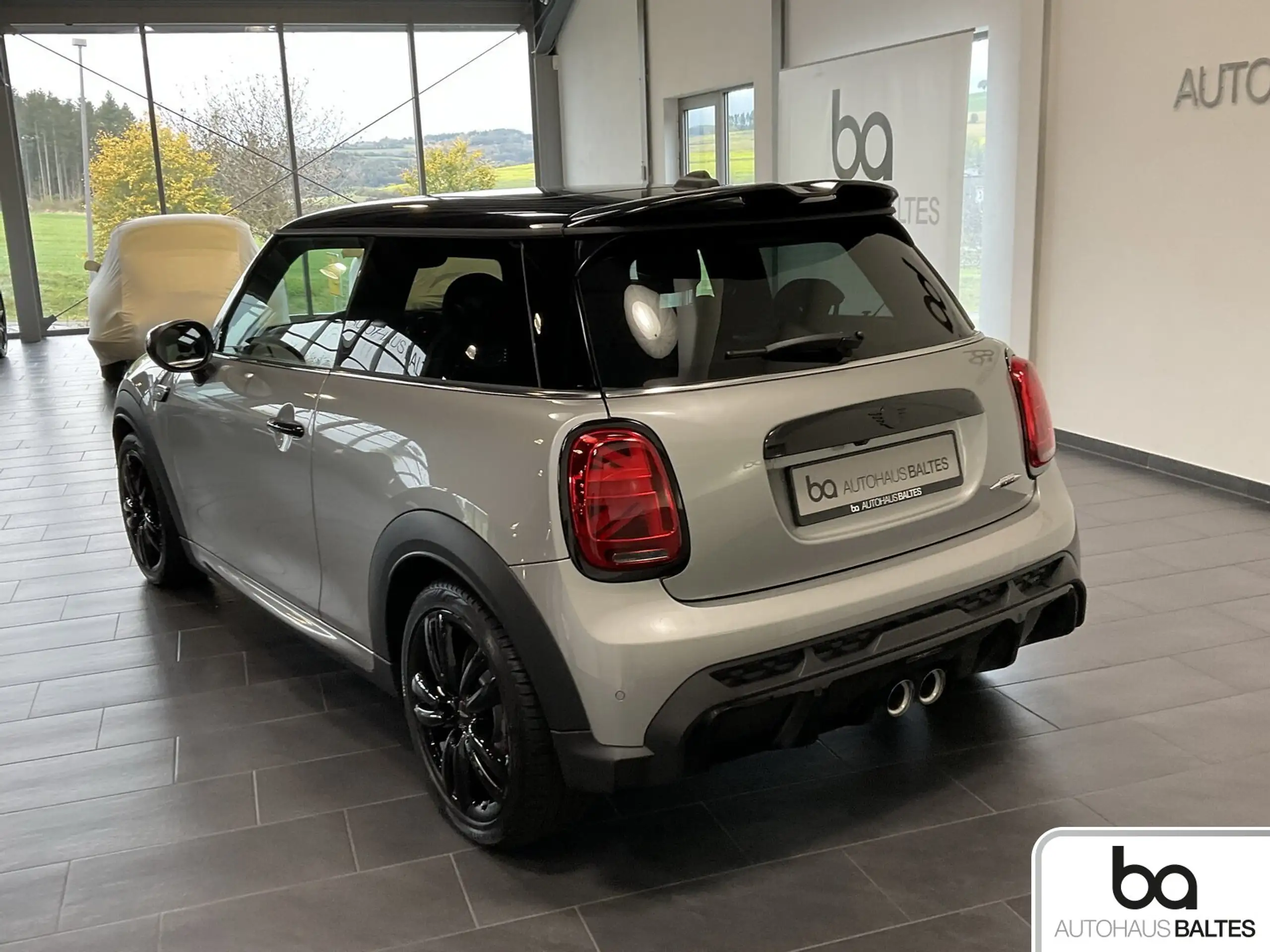 MINI - John Cooper Works