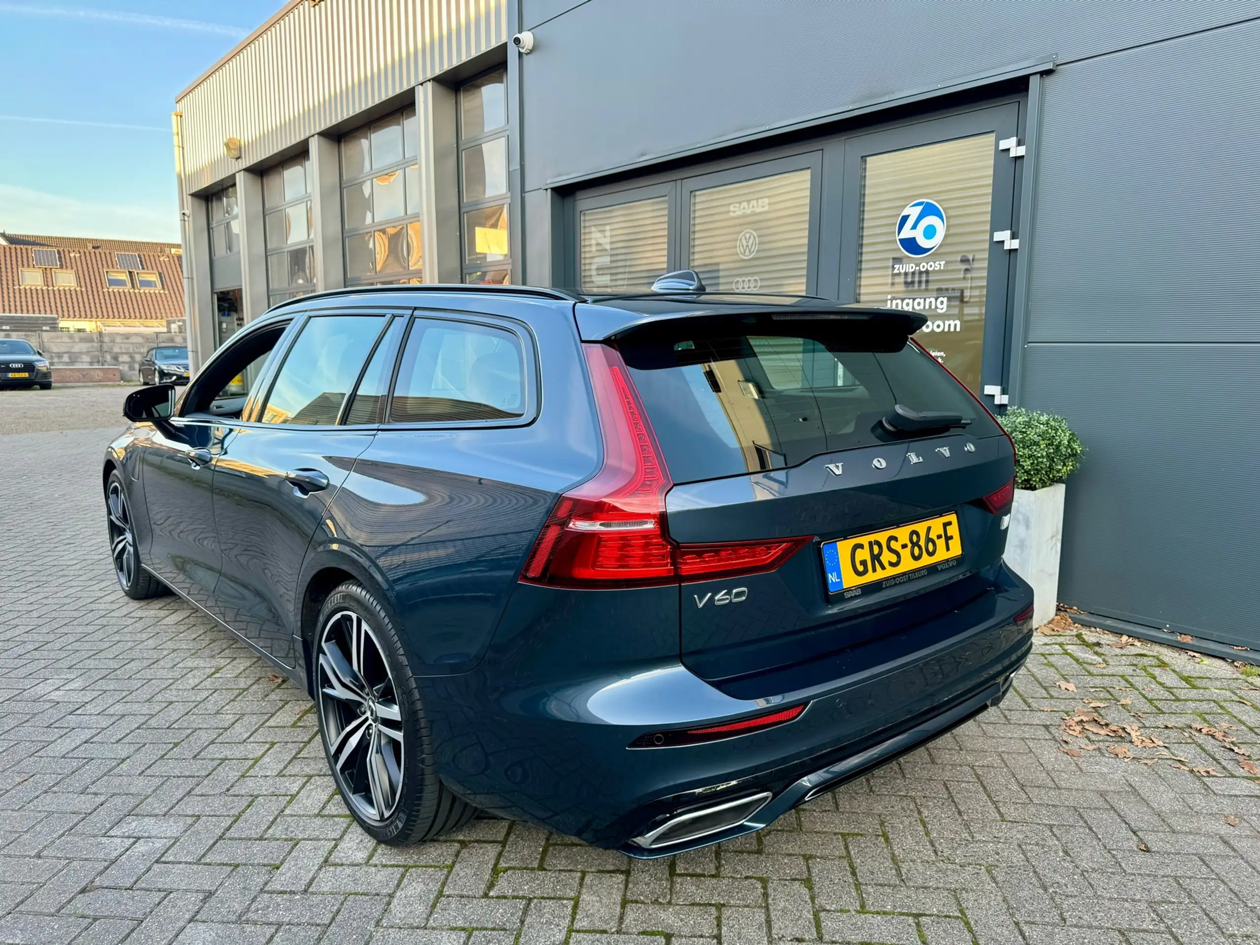 Volvo - V60