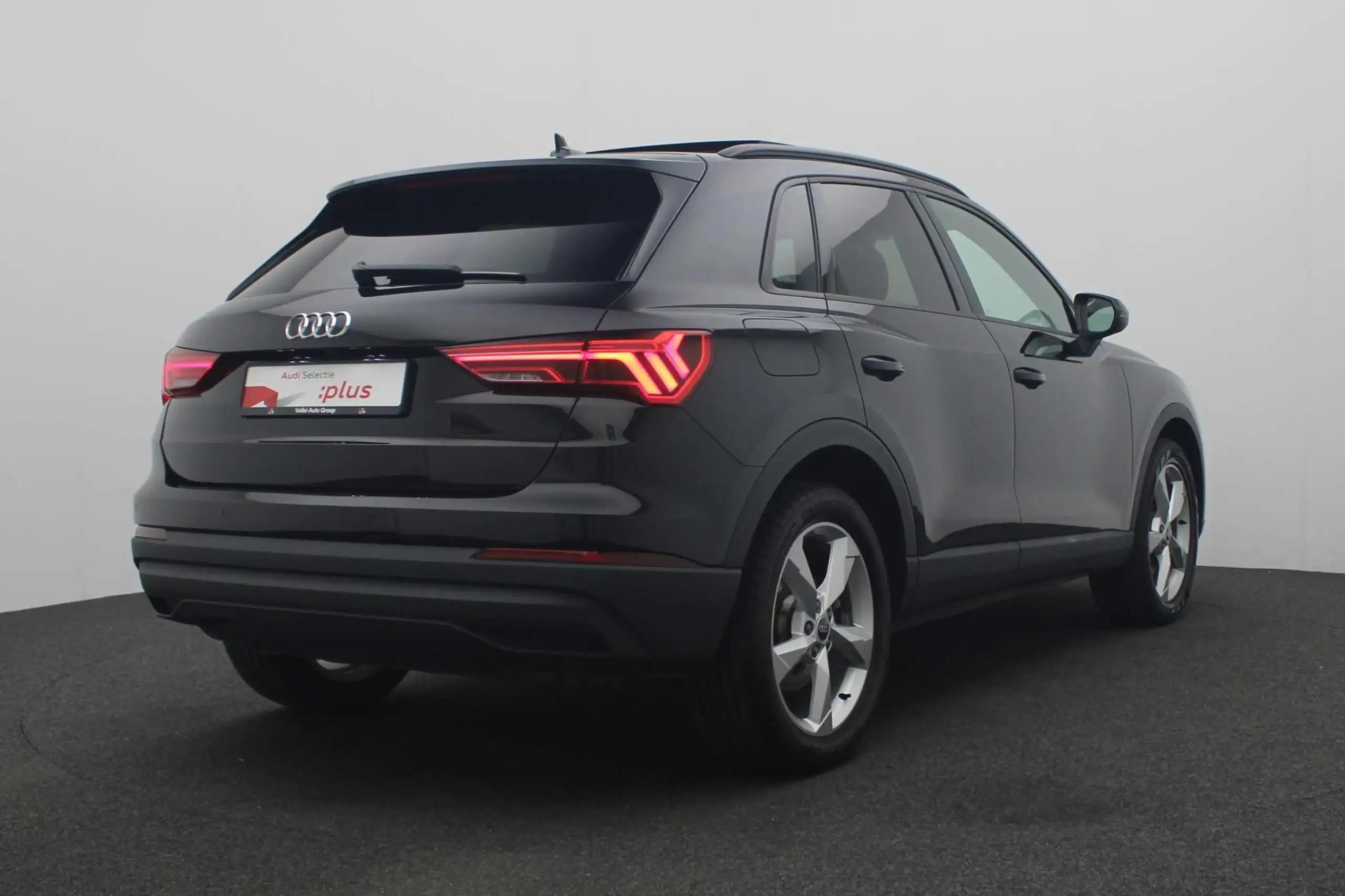 Audi - Q3