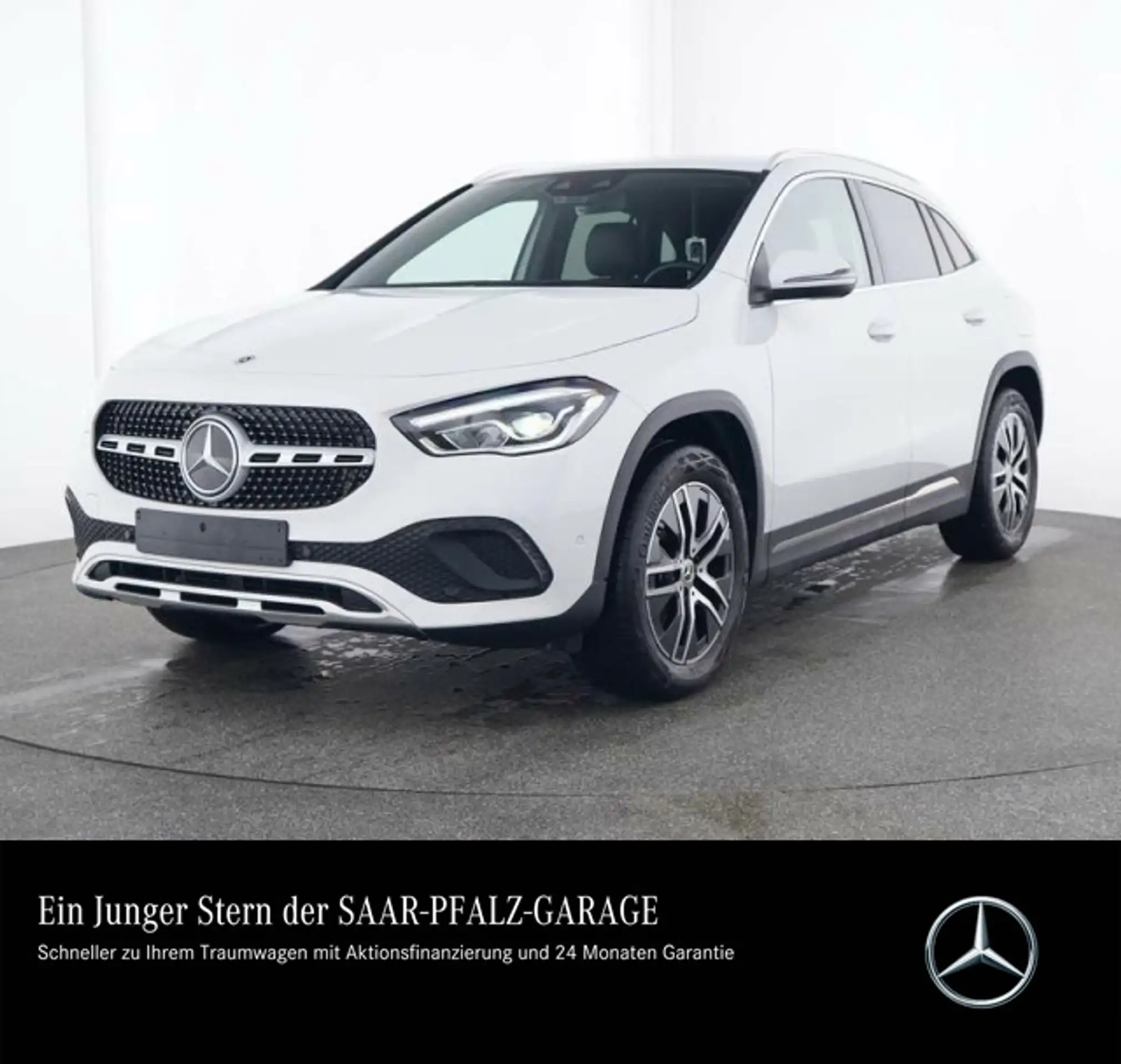 Mercedes-Benz - GLA 200