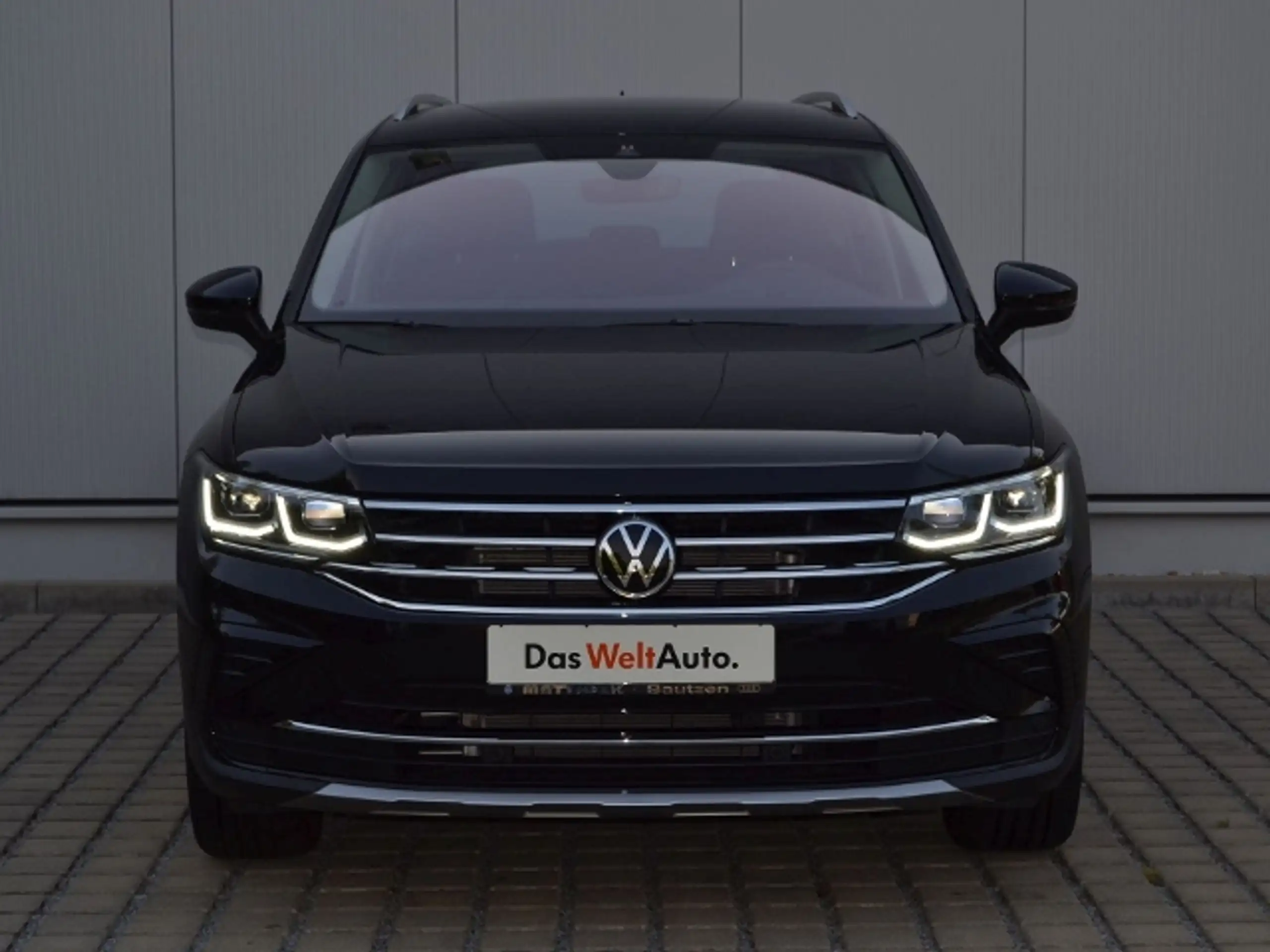 Volkswagen - Tiguan