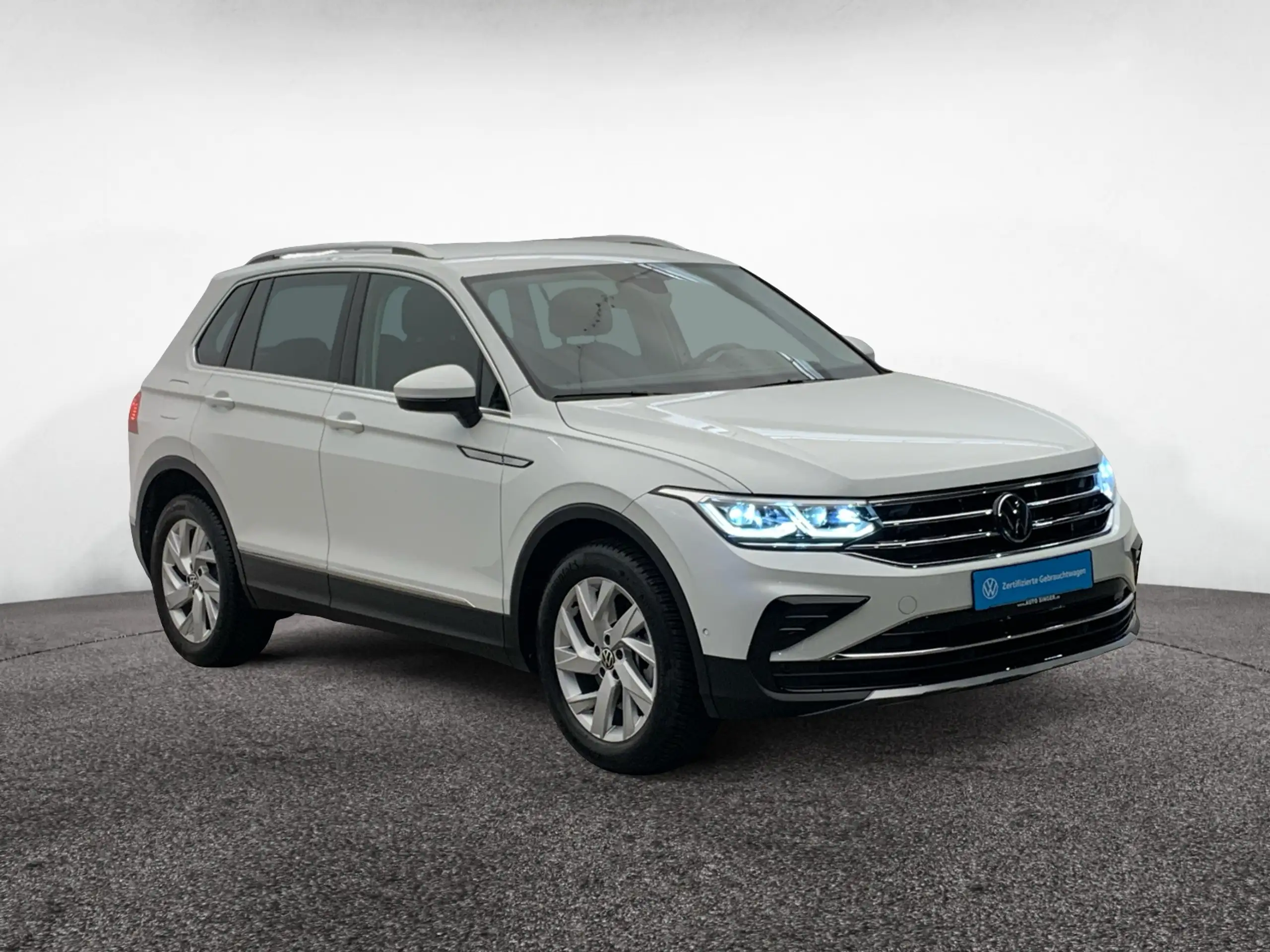 Volkswagen - Tiguan