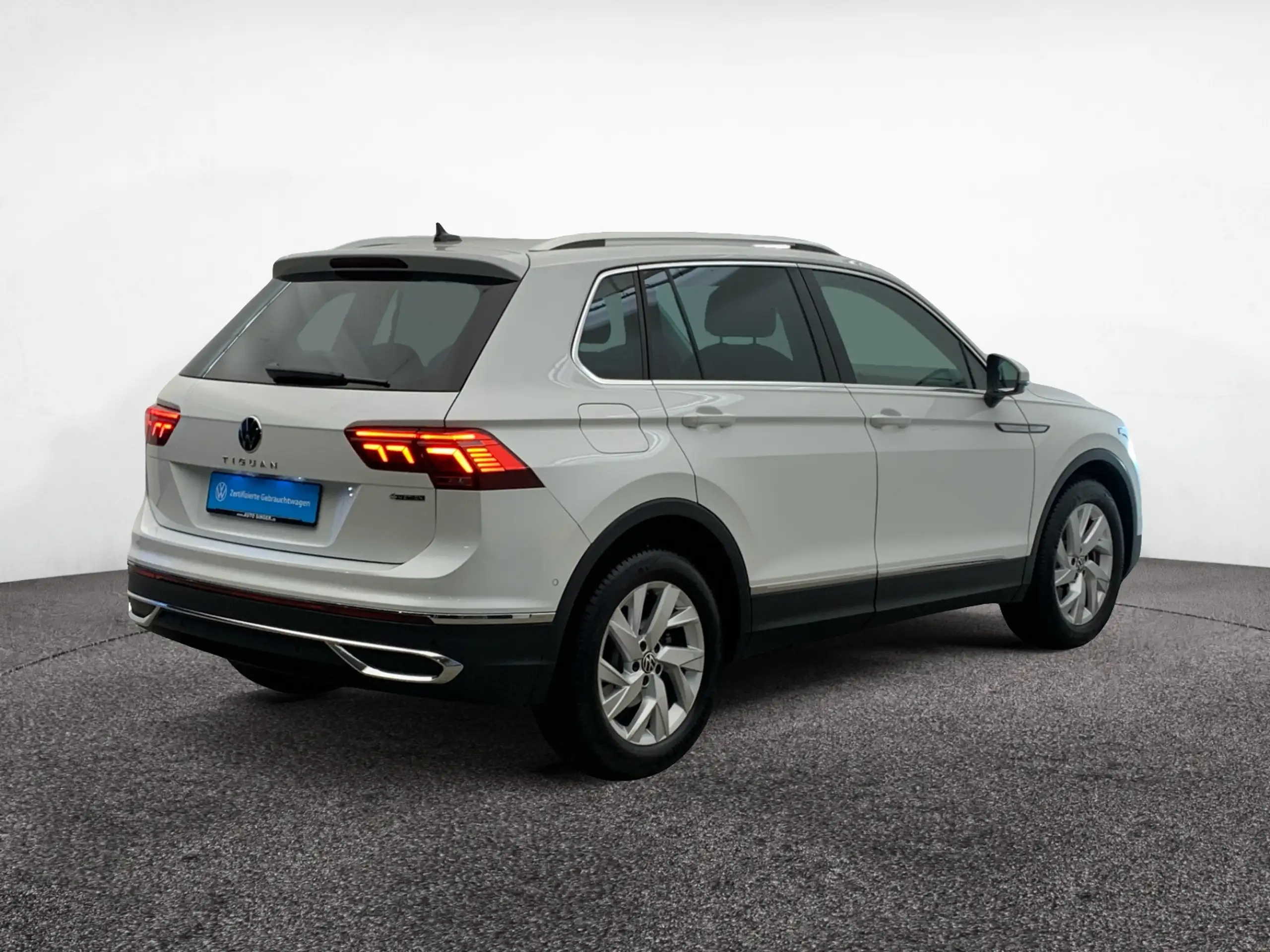 Volkswagen - Tiguan