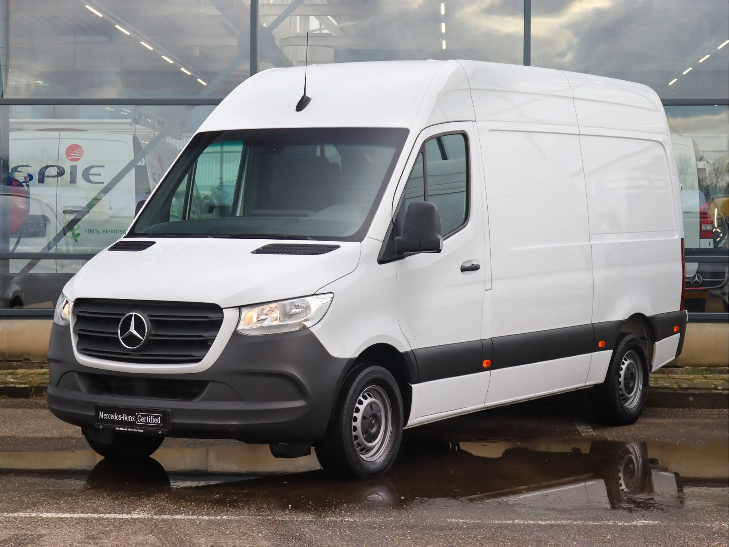 Mercedes-Benz - Sprinter