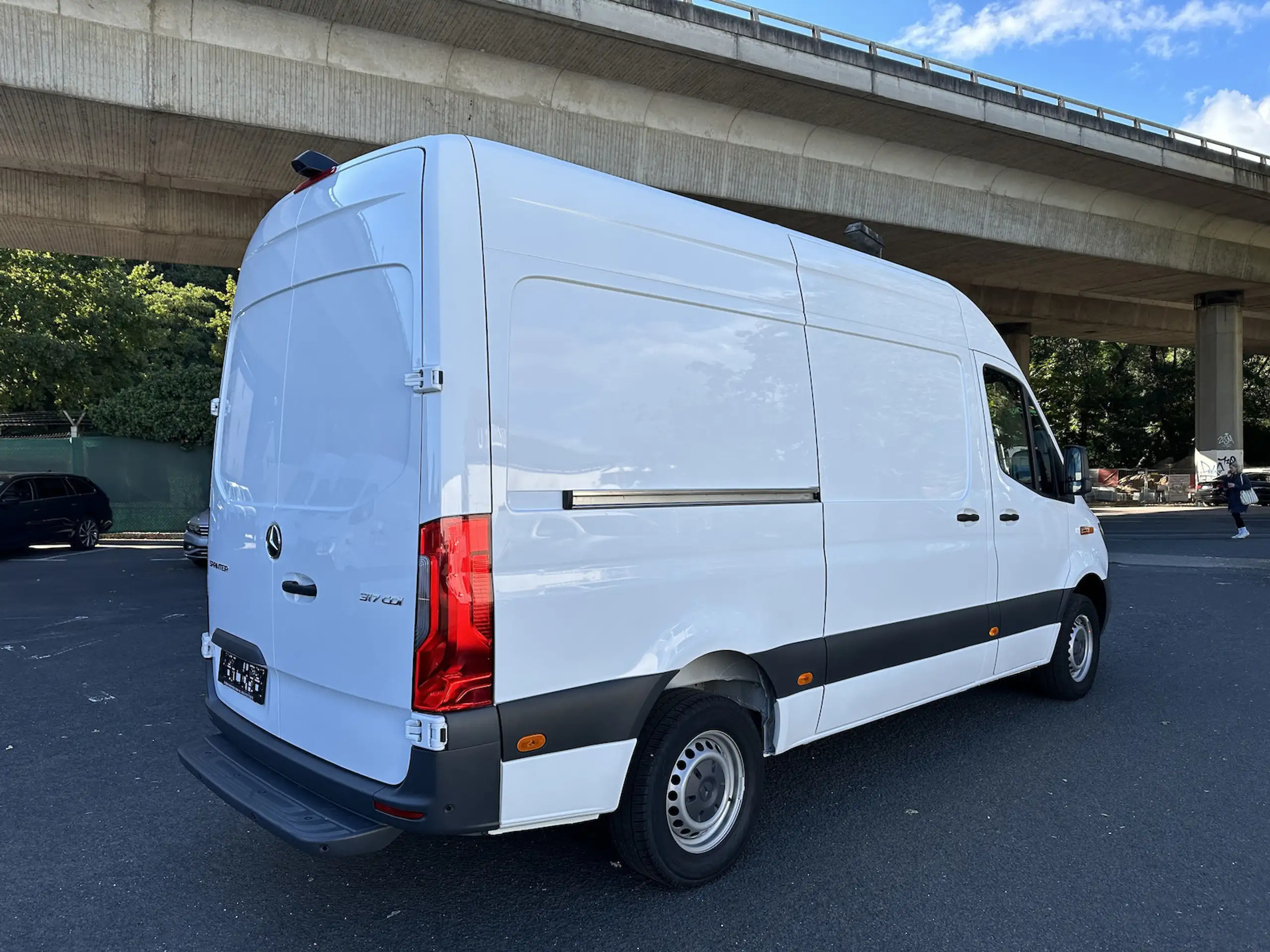 Mercedes-Benz - Sprinter