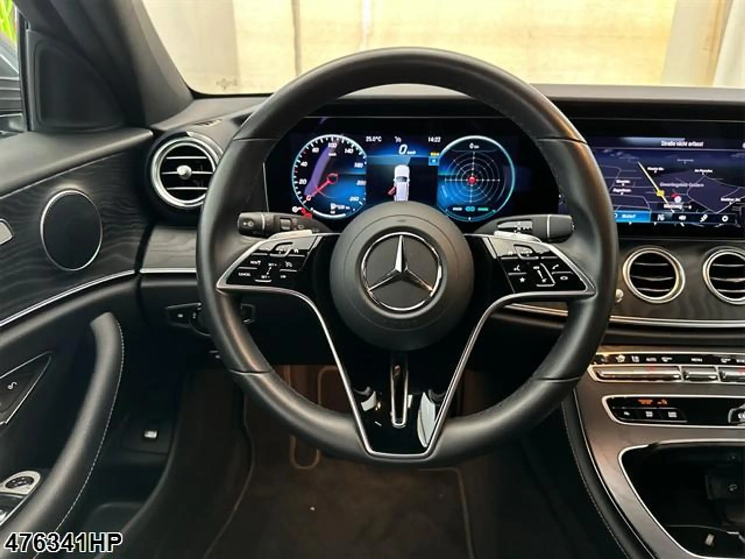 Mercedes-Benz - E 220