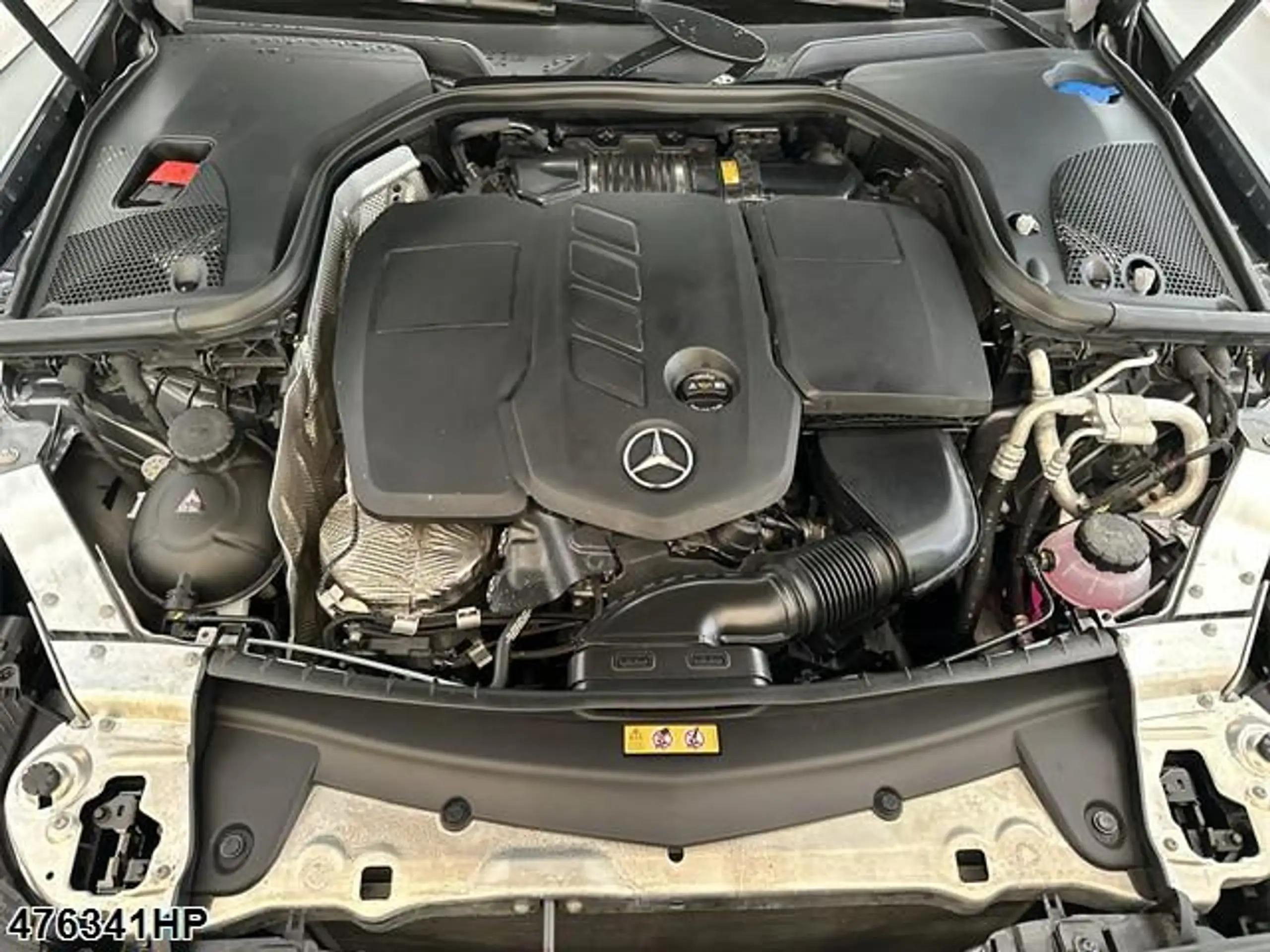 Mercedes-Benz - E 220