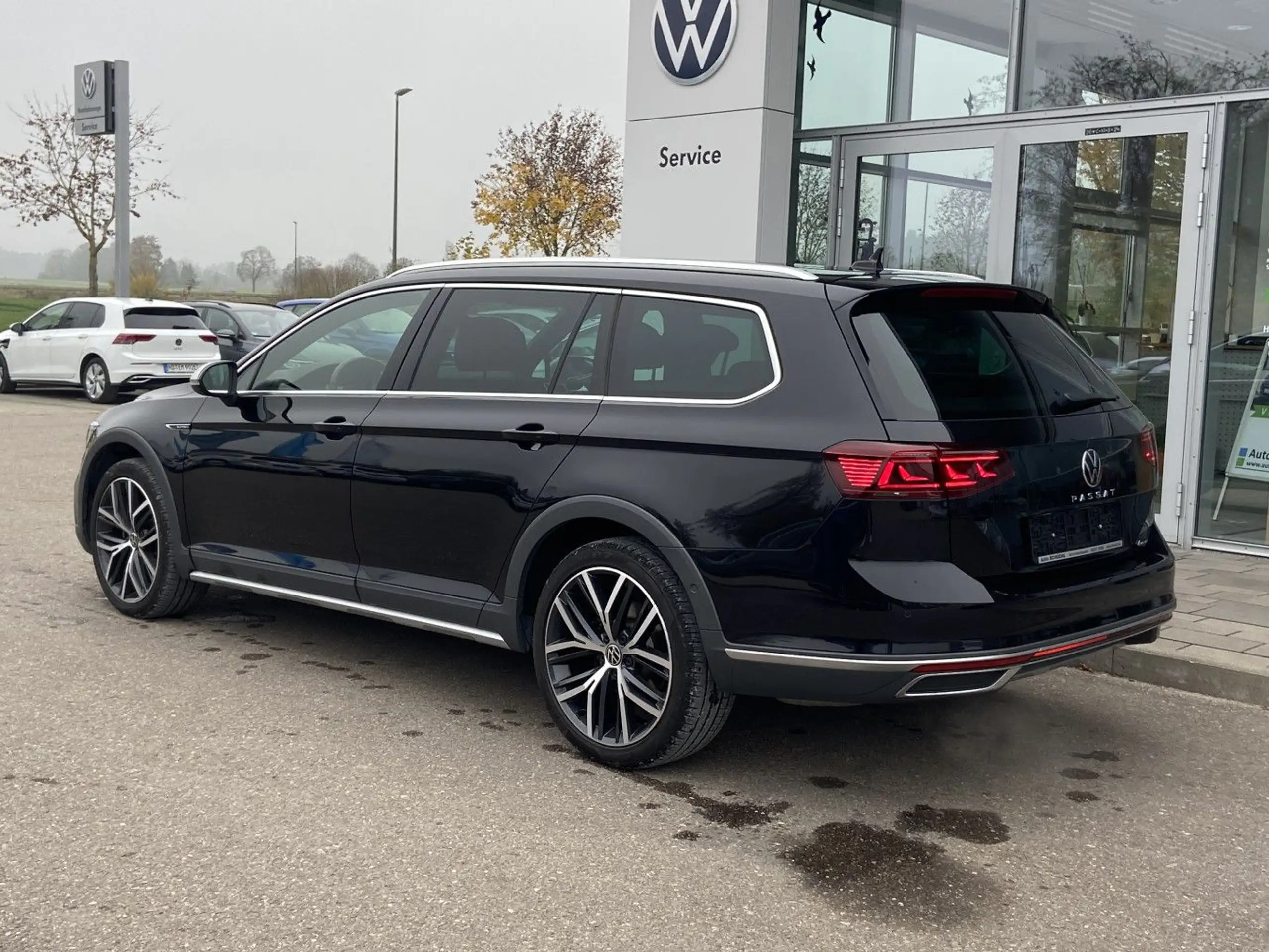 Volkswagen - Passat