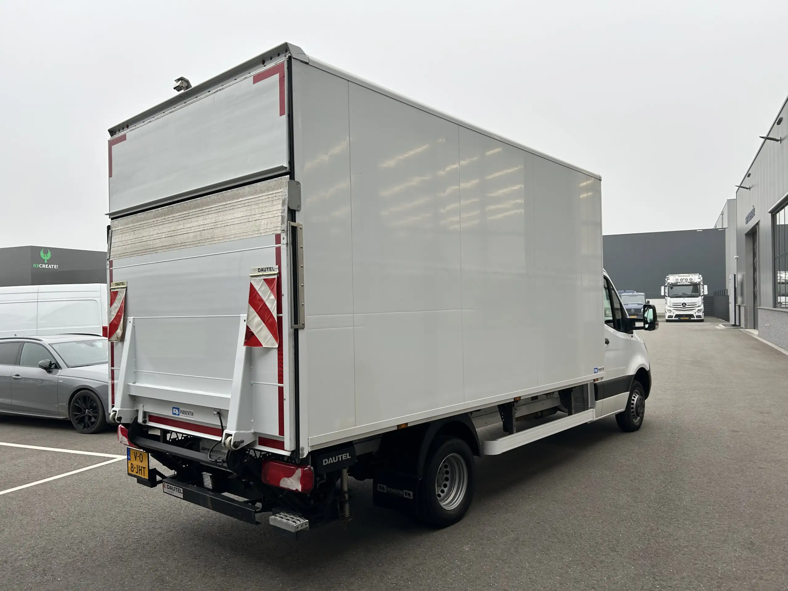 Mercedes-Benz - Sprinter