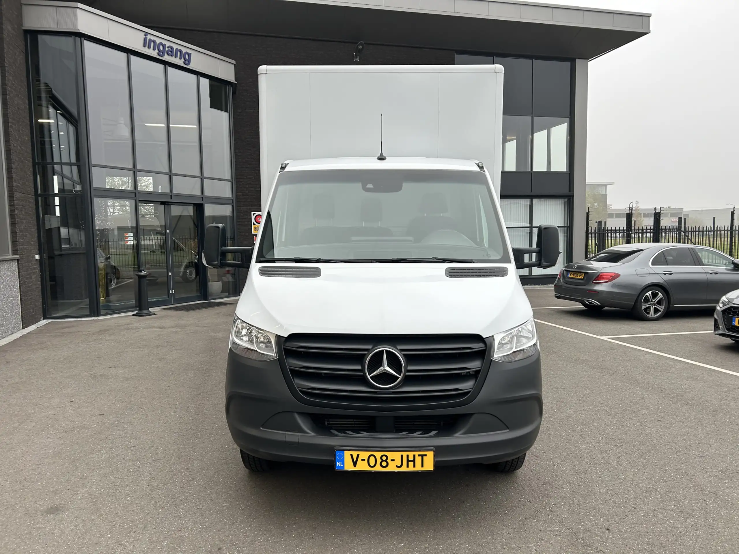 Mercedes-Benz - Sprinter