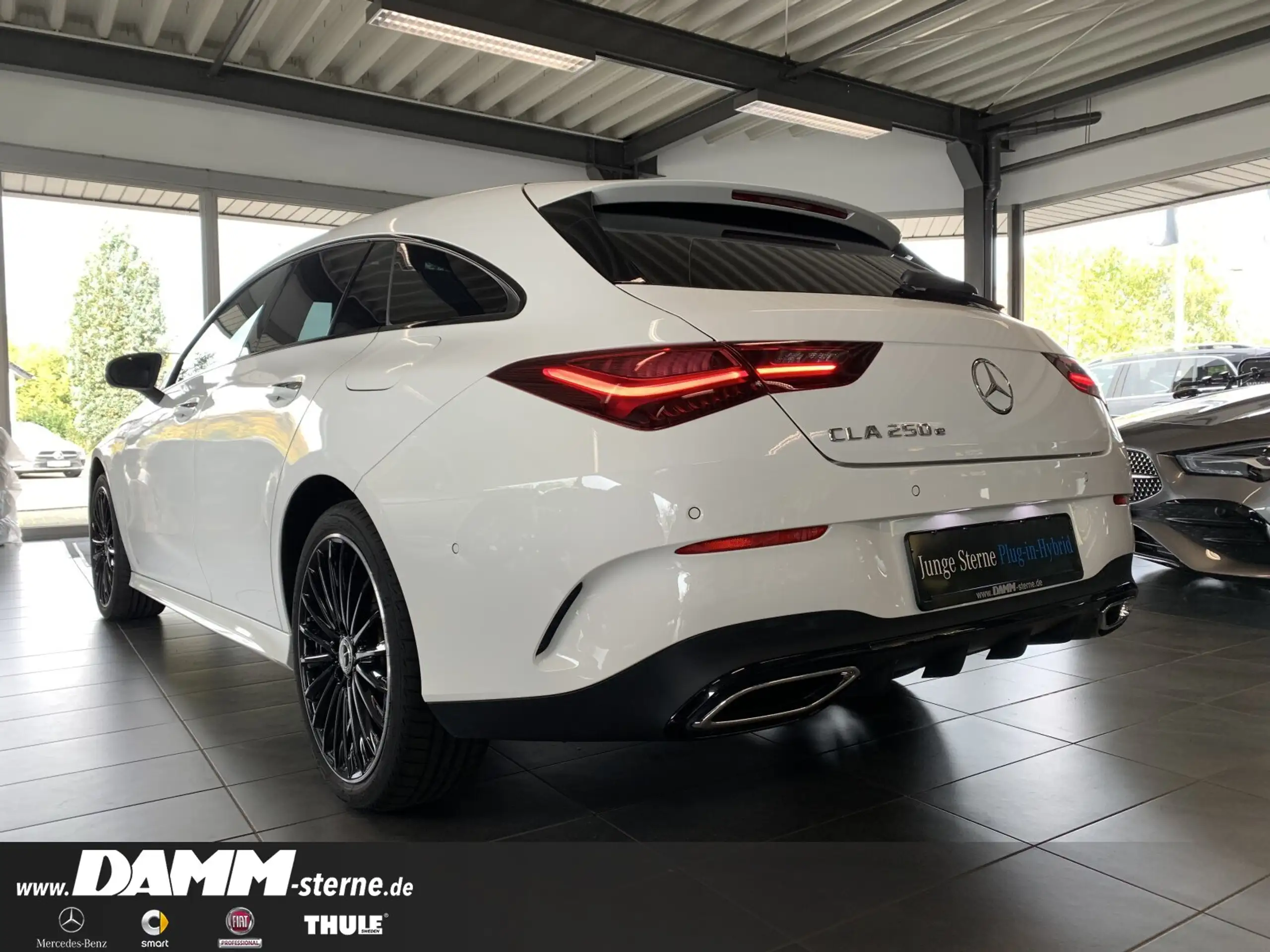 Mercedes-Benz - CLA 250