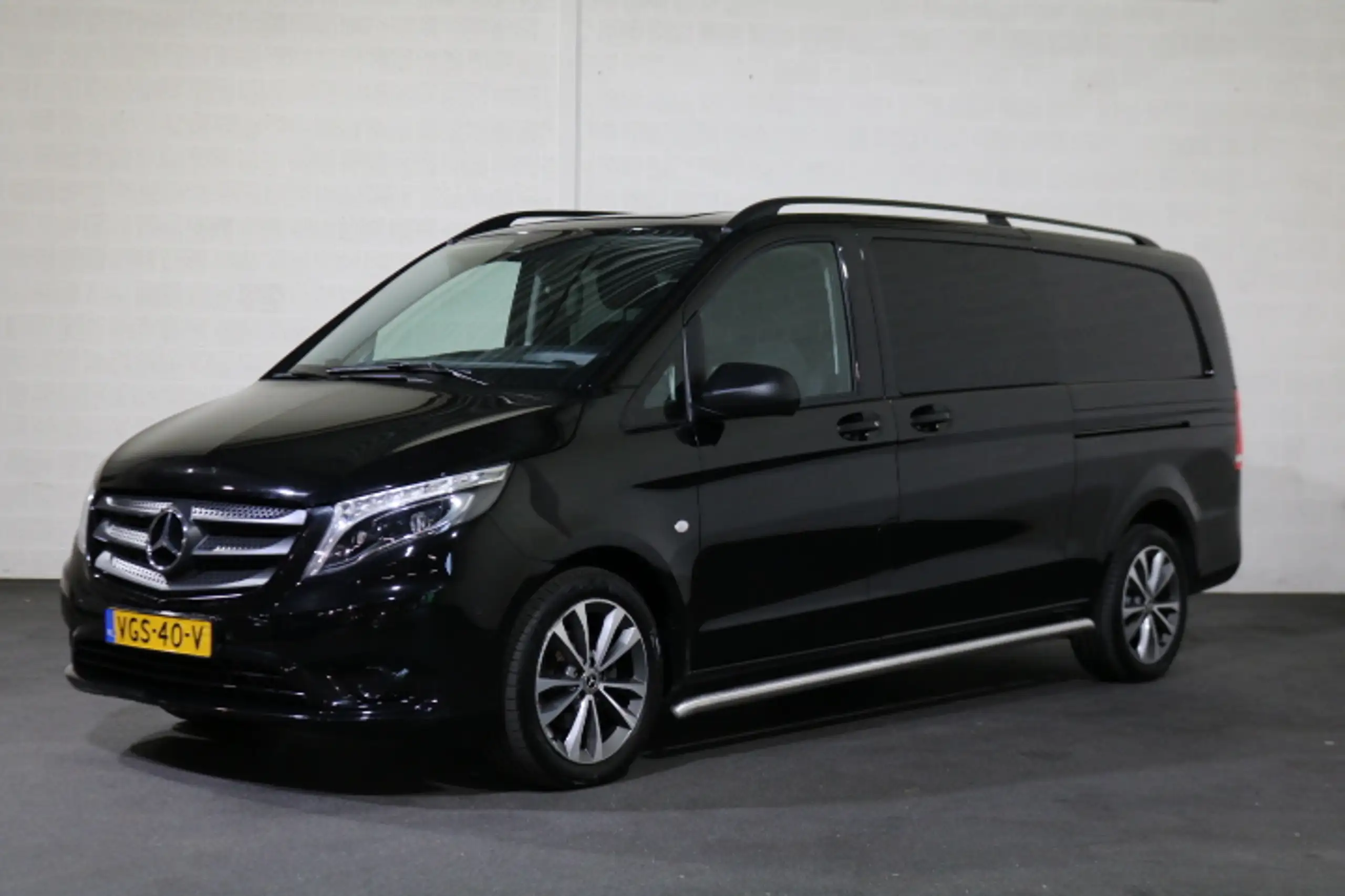 Mercedes-Benz - Vito