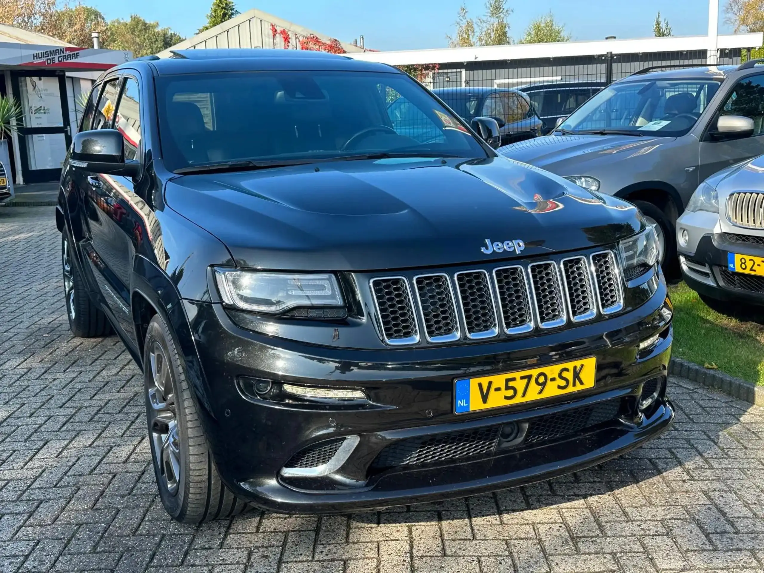 Jeep - Grand Cherokee