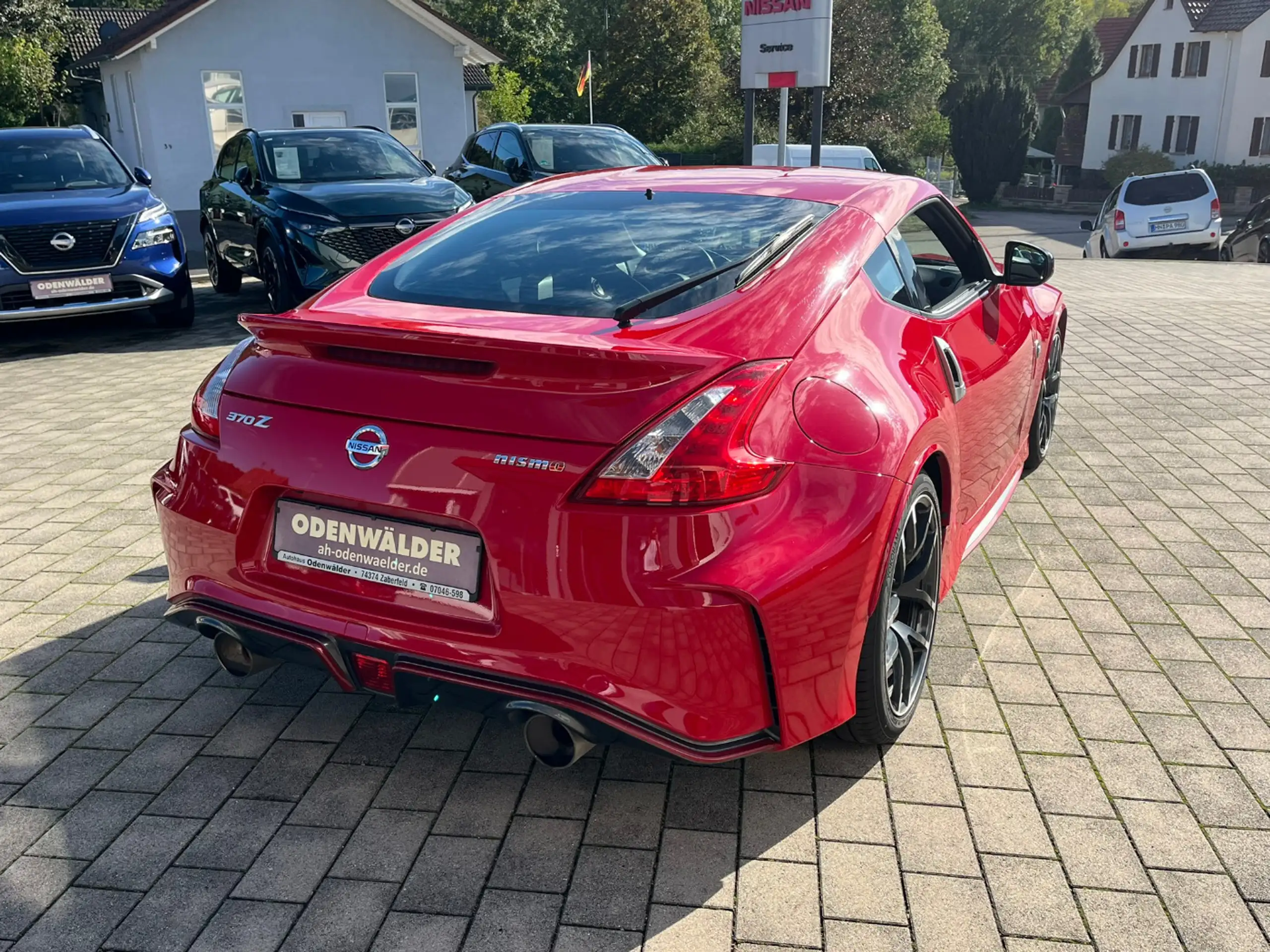 Nissan - 370Z