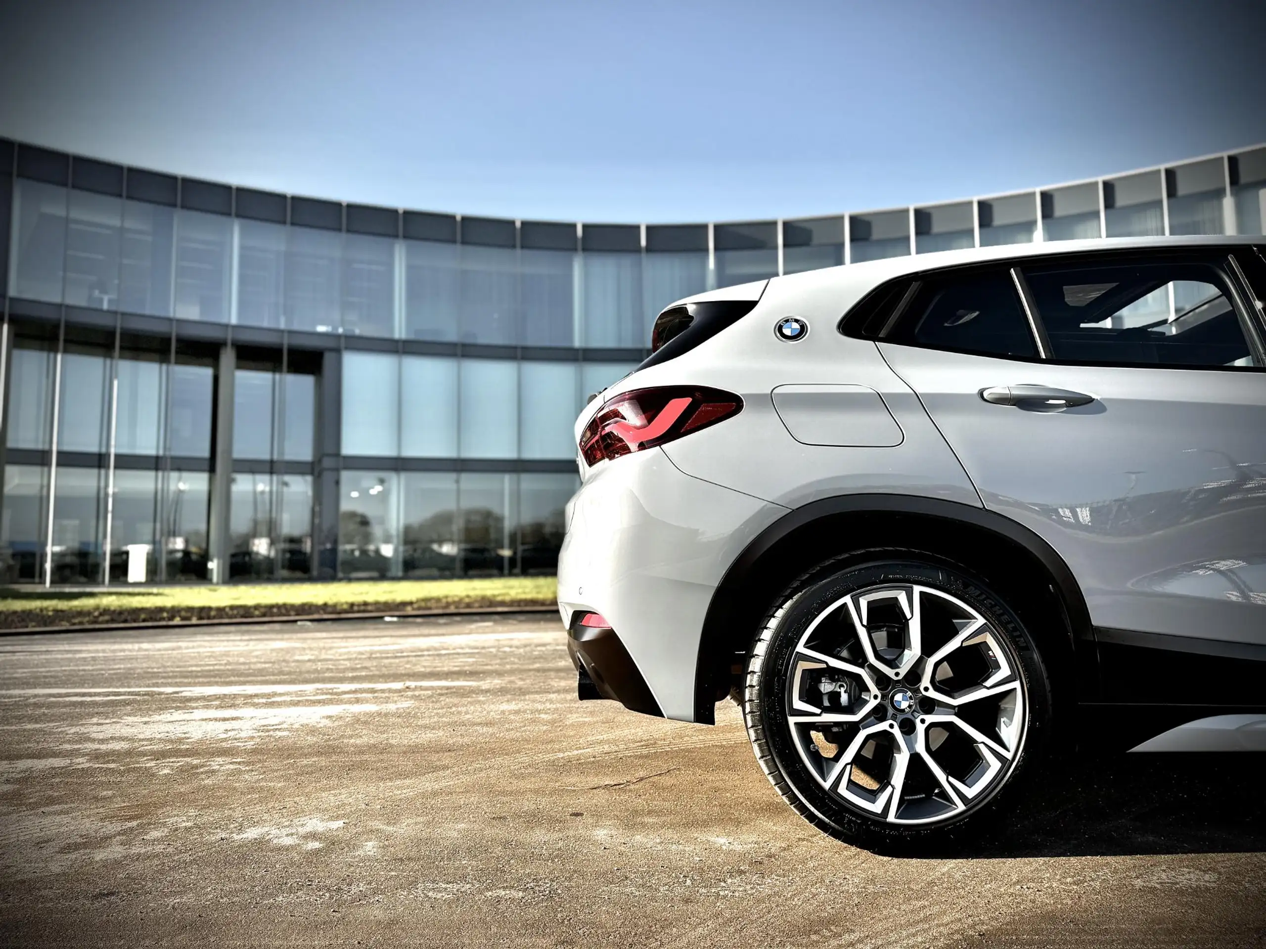 BMW - X2